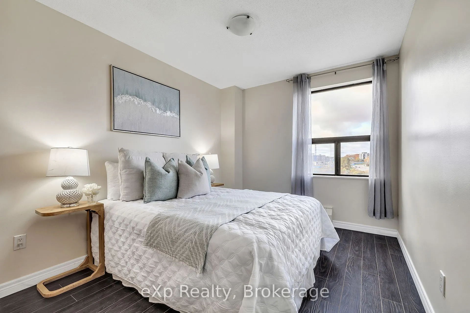 1100 Courtland Avenue E, #605