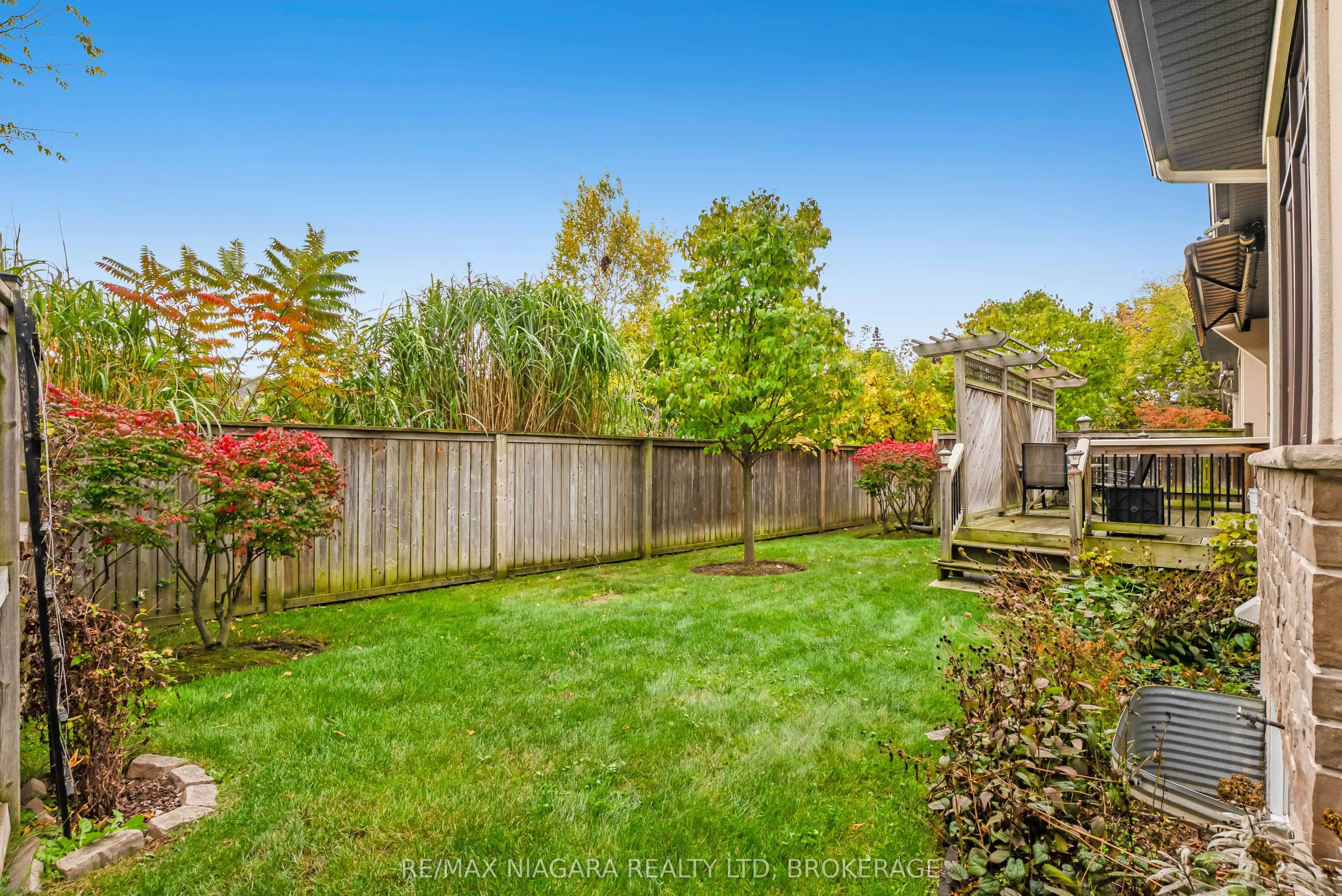 24 EMERALD COMMON, #Call LBO