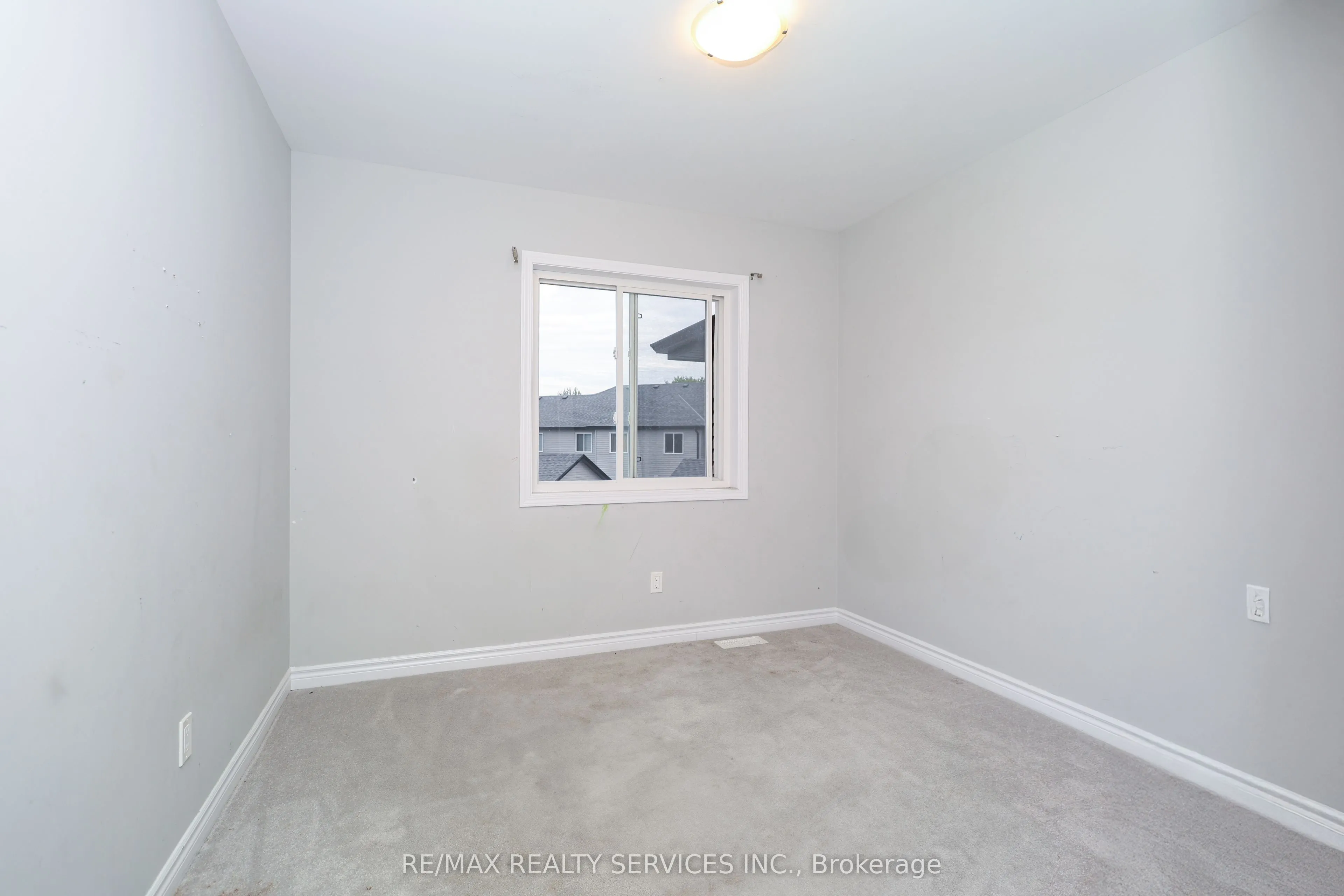 35 Perenack Avenue, #17