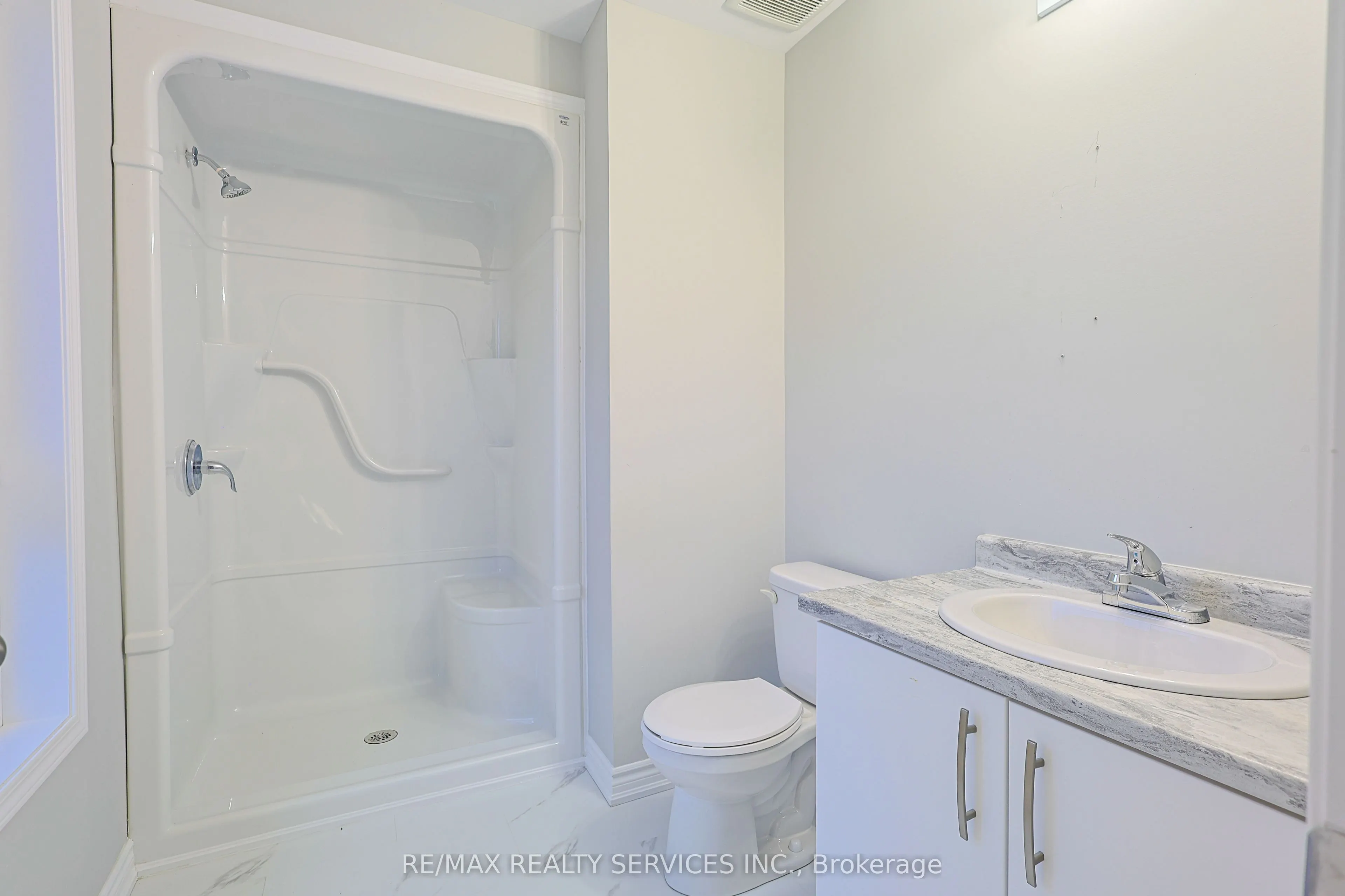 35 Perenack Avenue, #17