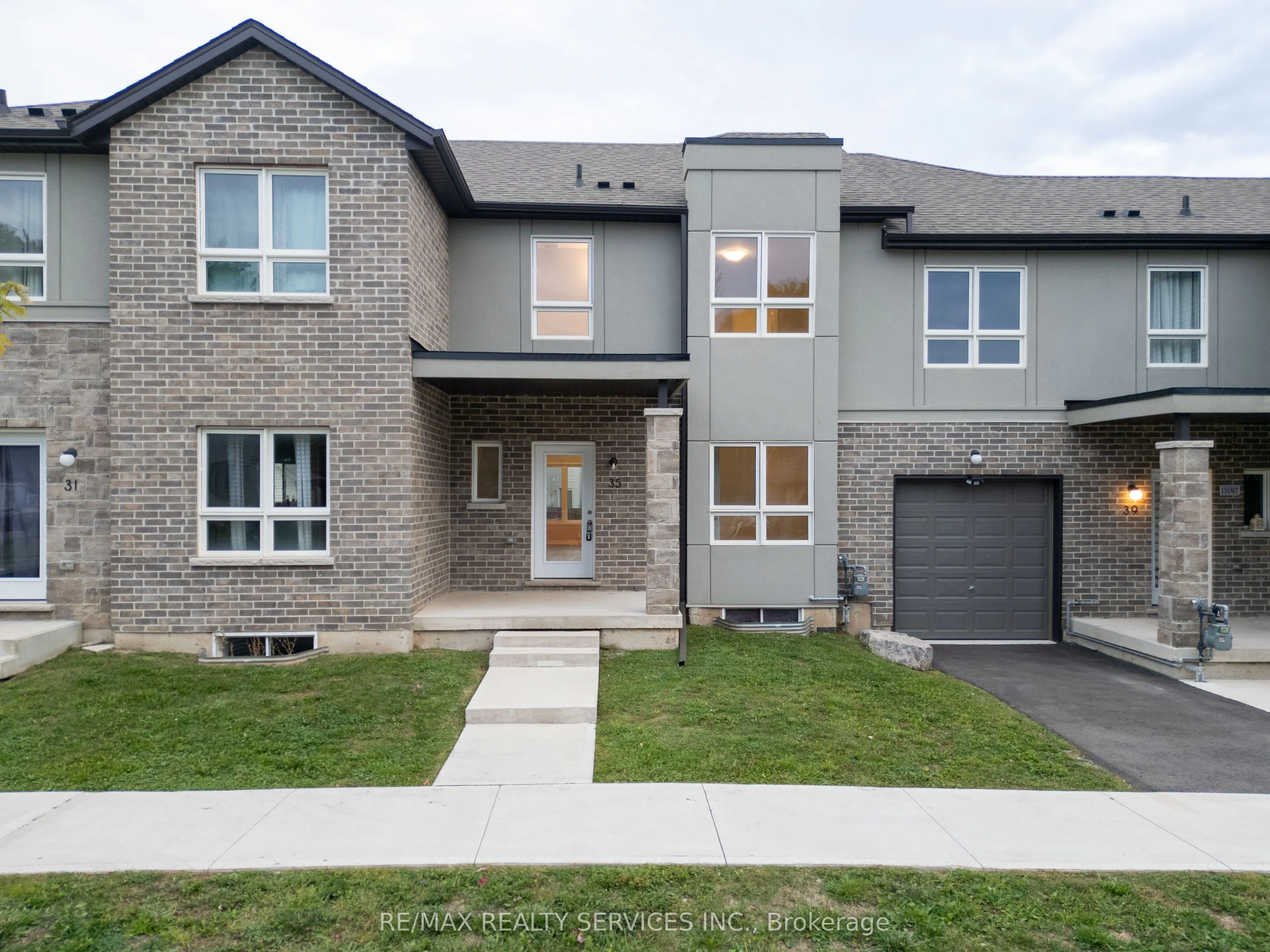 35 Perenack Avenue, #17