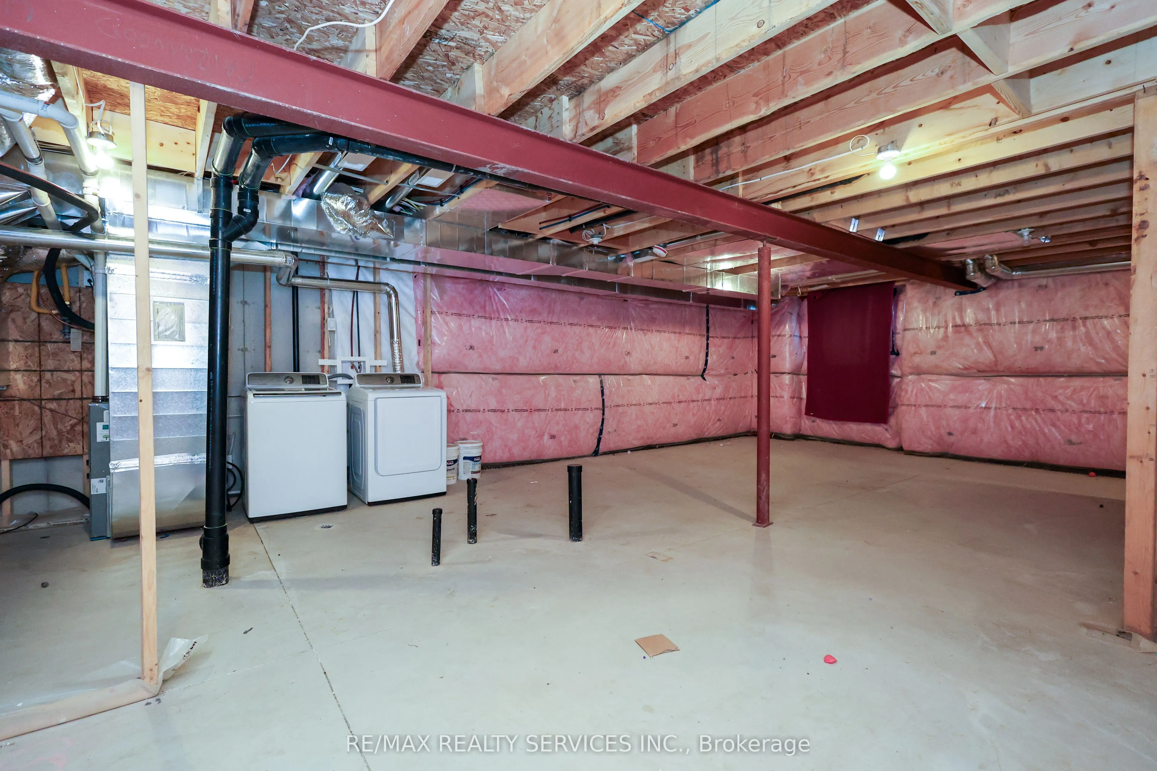 35 Perenack Avenue, #17