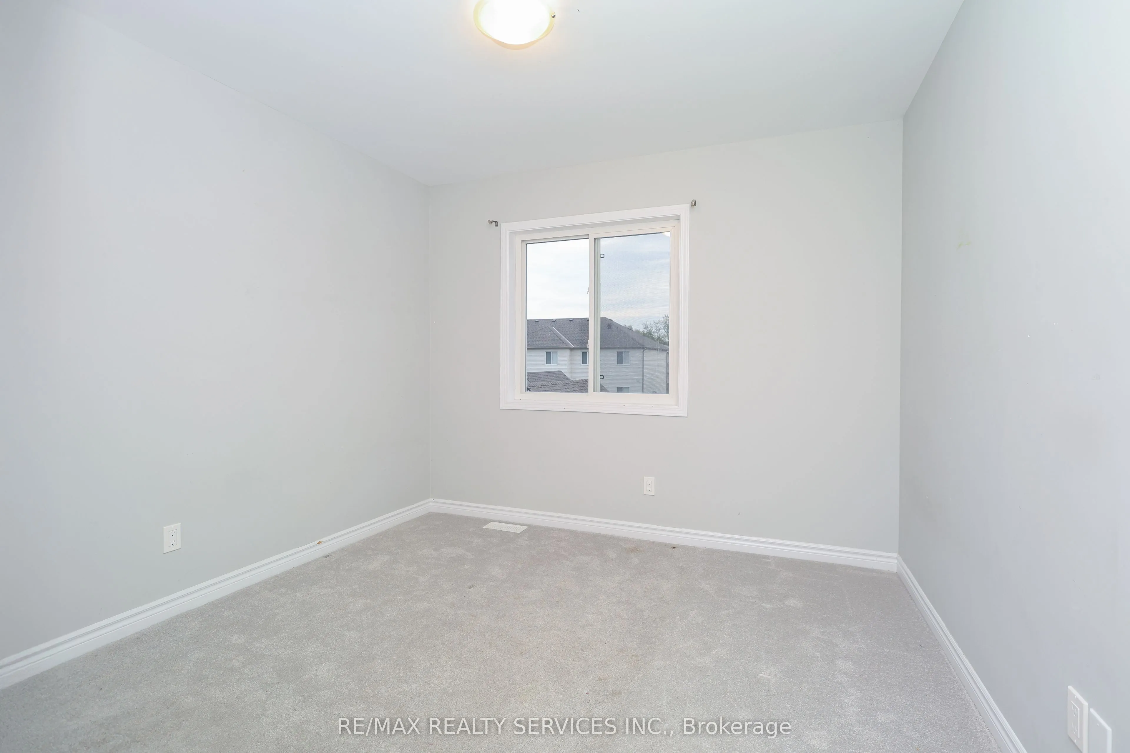 35 Perenack Avenue, #17