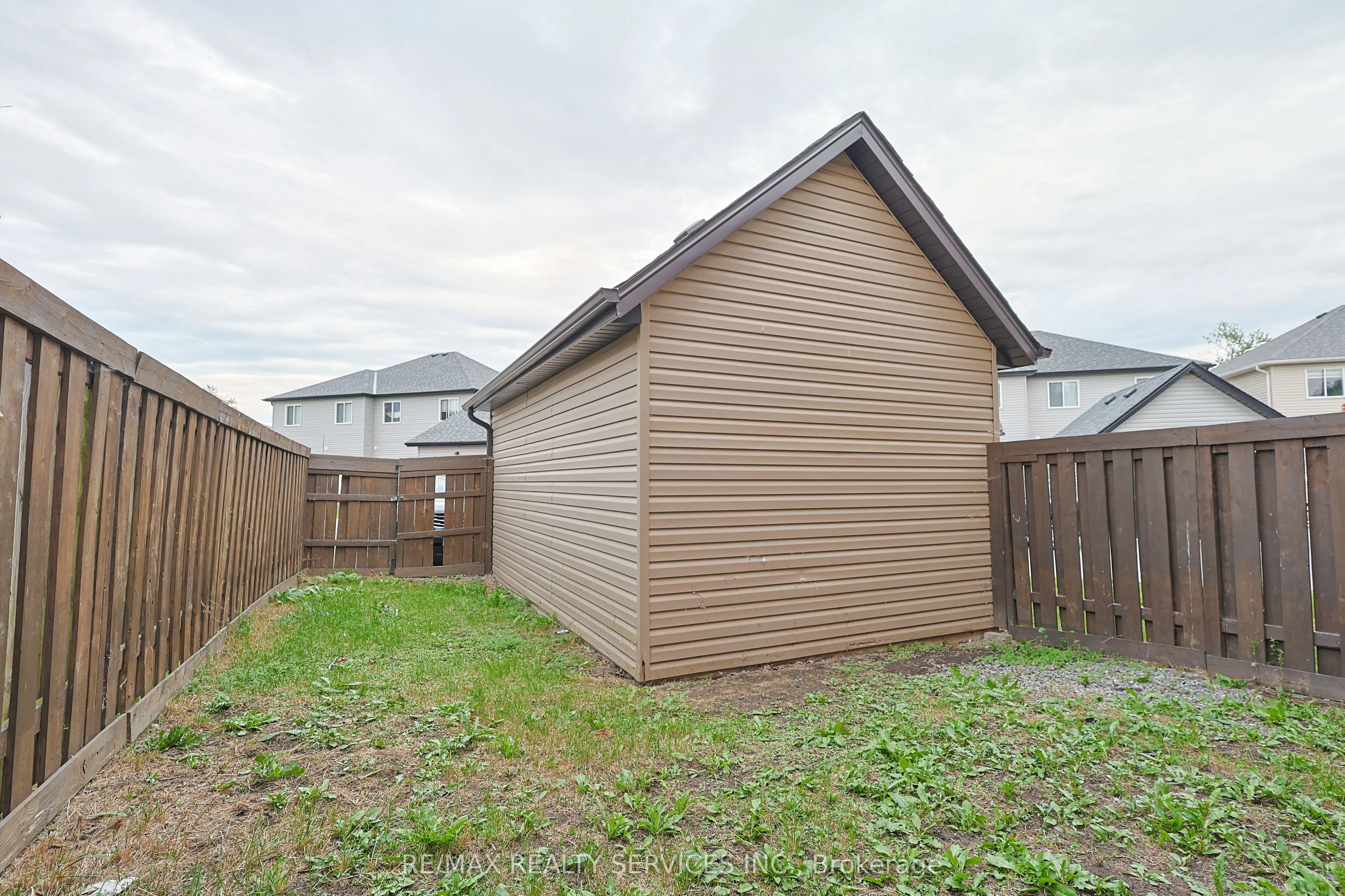 35 Perenack Avenue, #17