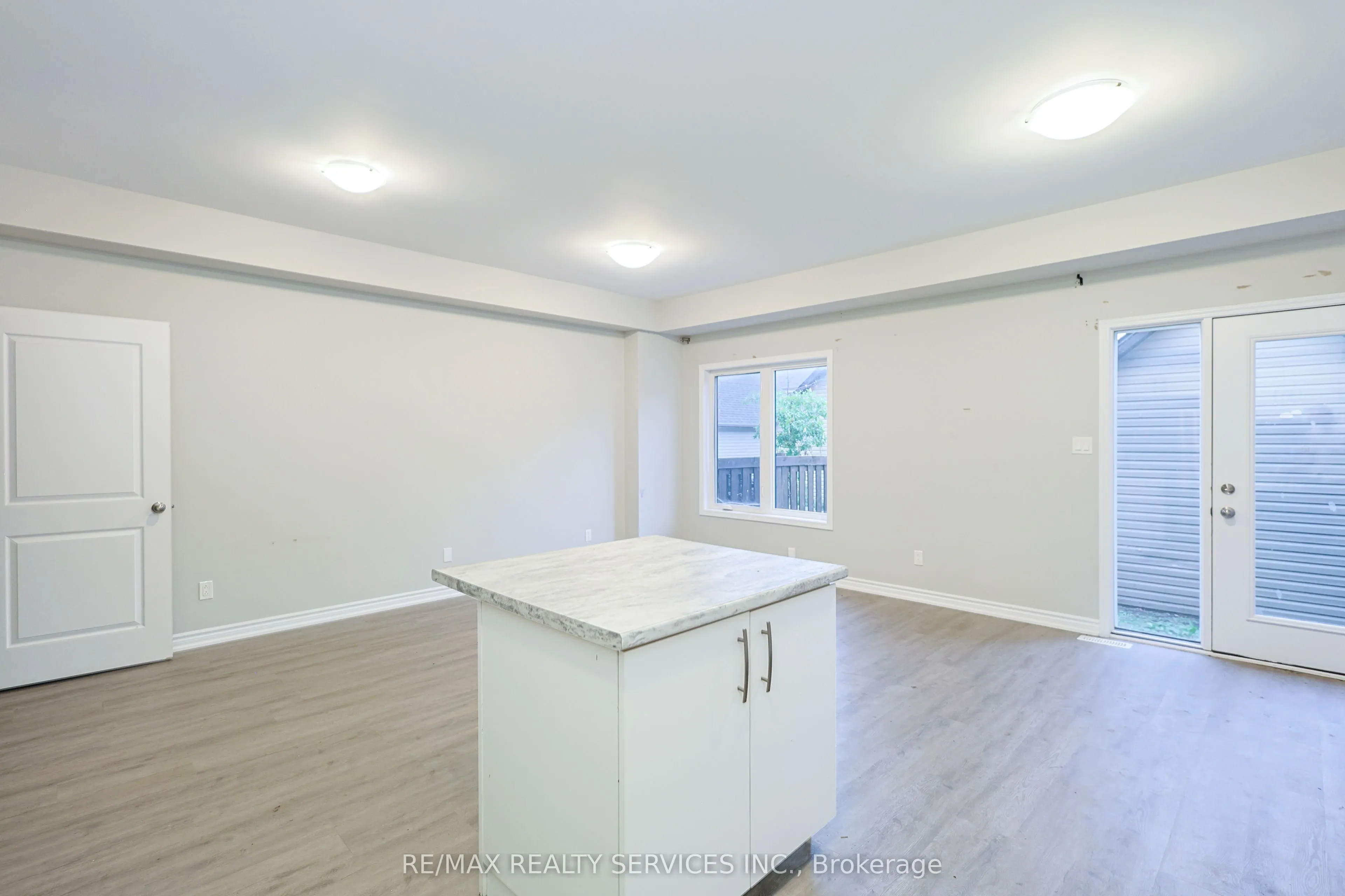 35 Perenack Avenue, #17