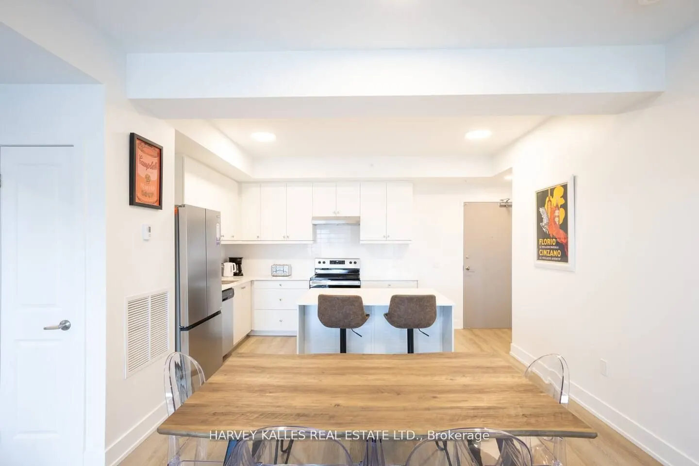 19B West Street, #205