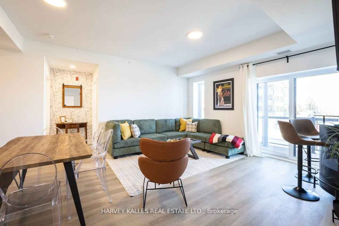 19B West Street, #205