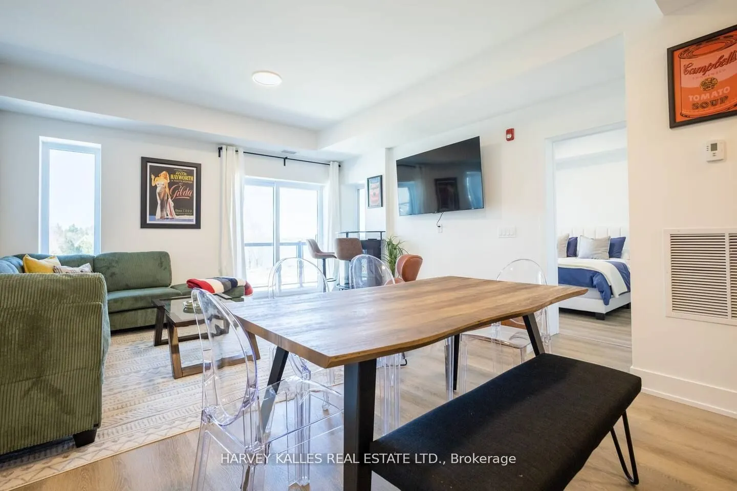 19B West Street, #205