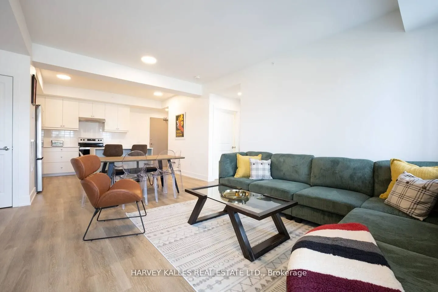 19B West Street, #205