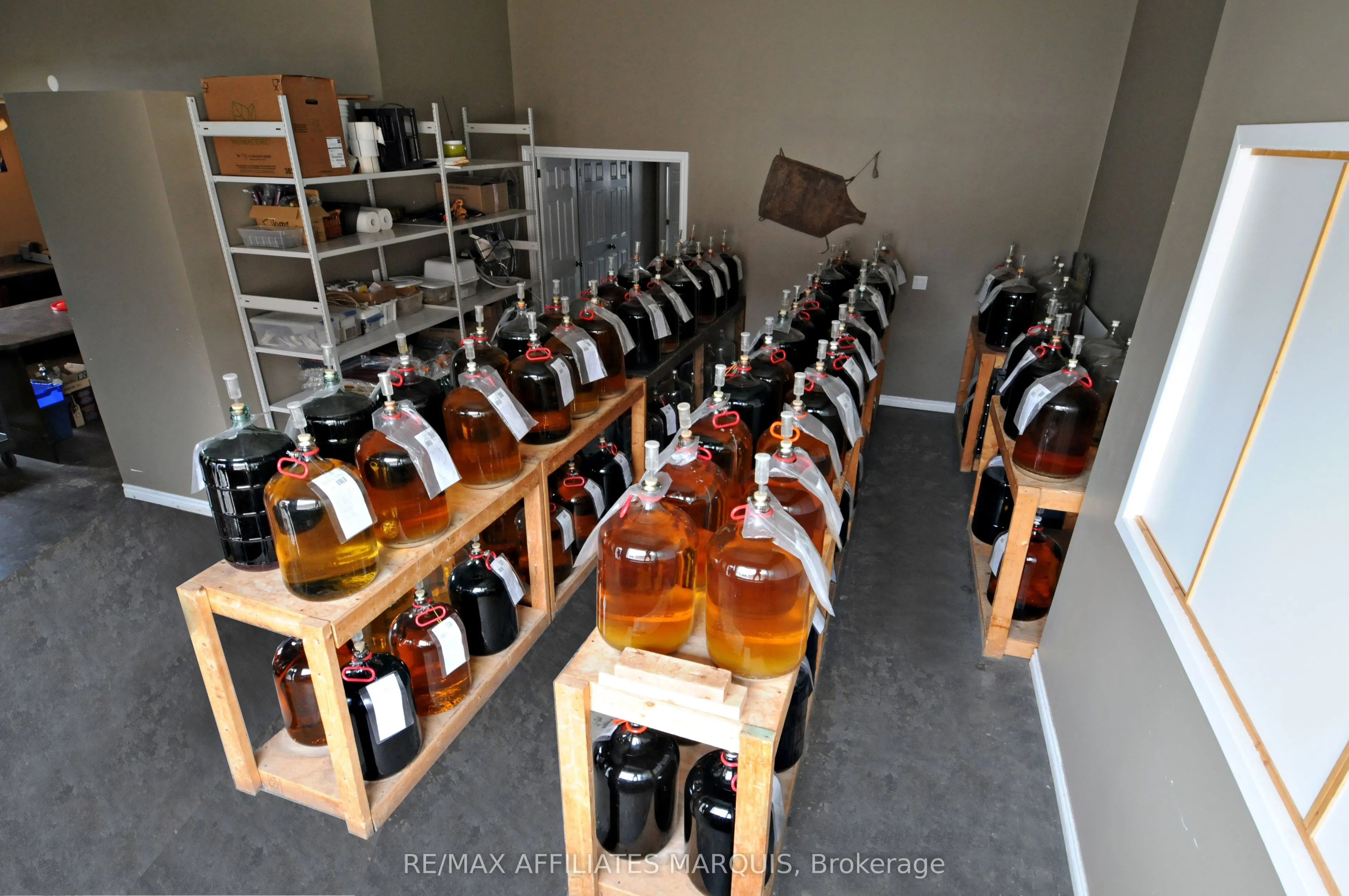 15 Broadview Avenue E