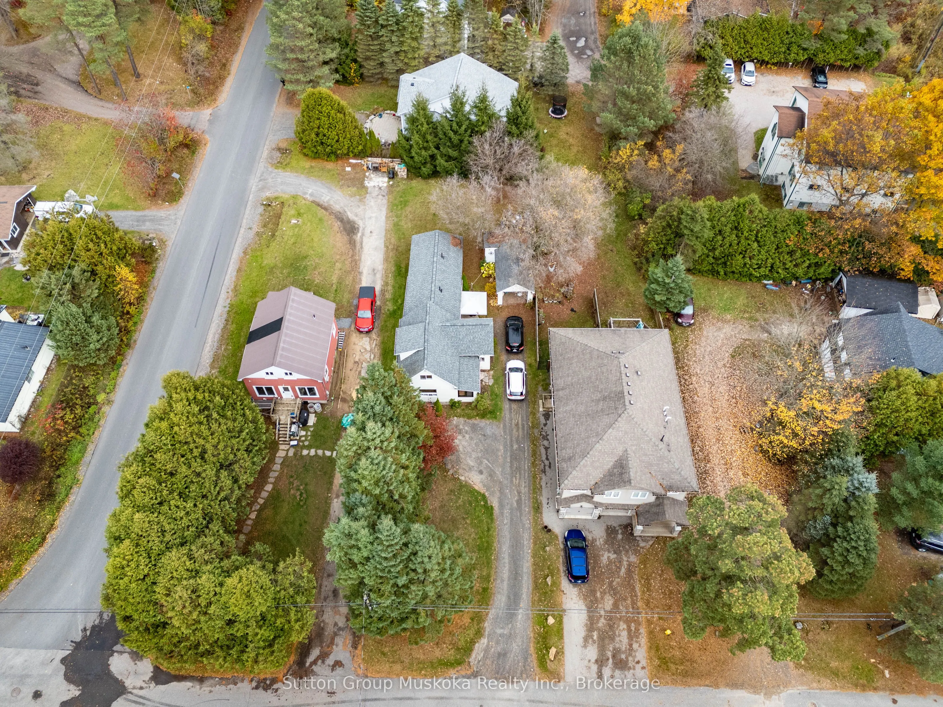 4 Thunder Bridge Court S