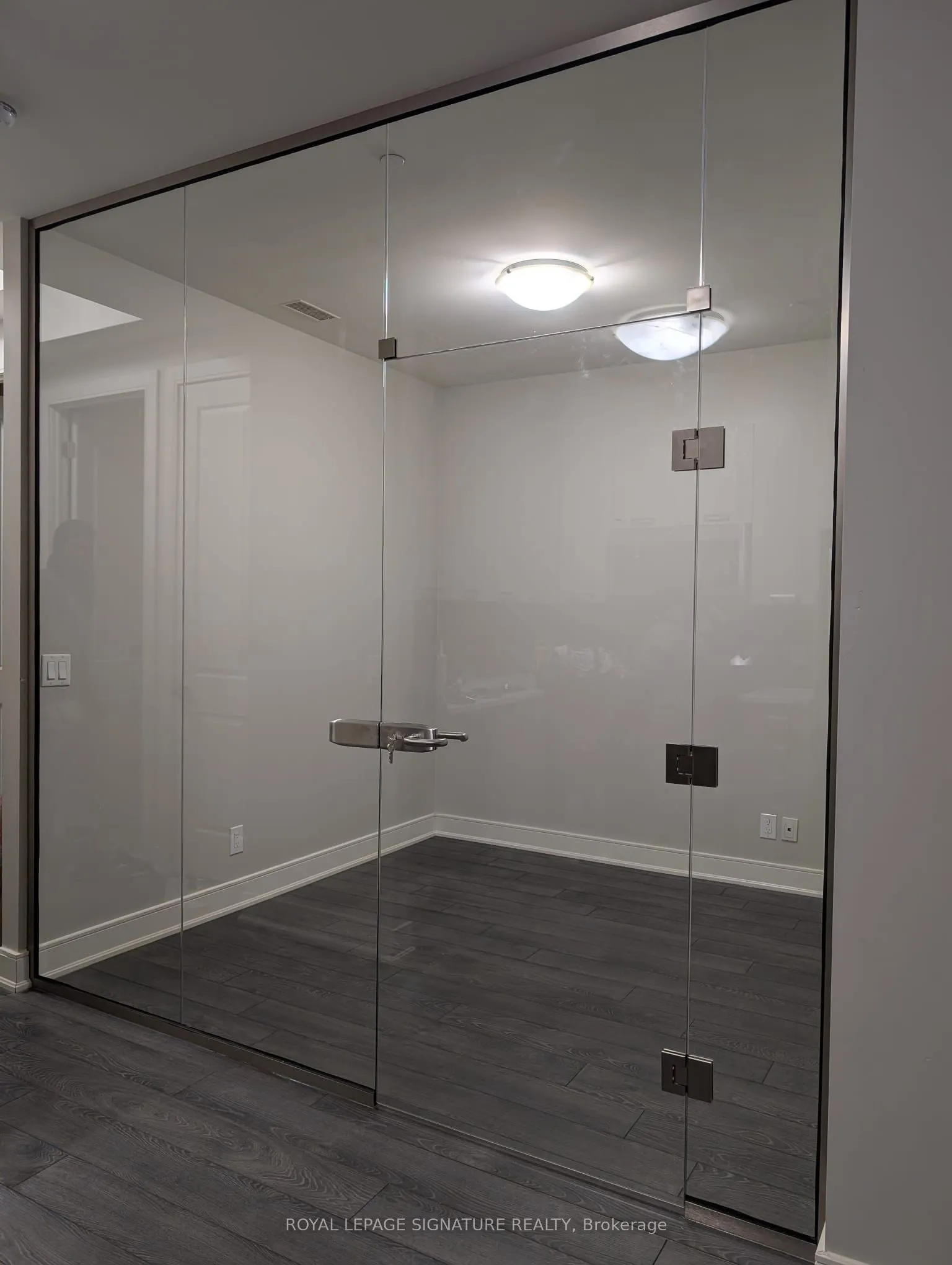 150 Main Street W, #614