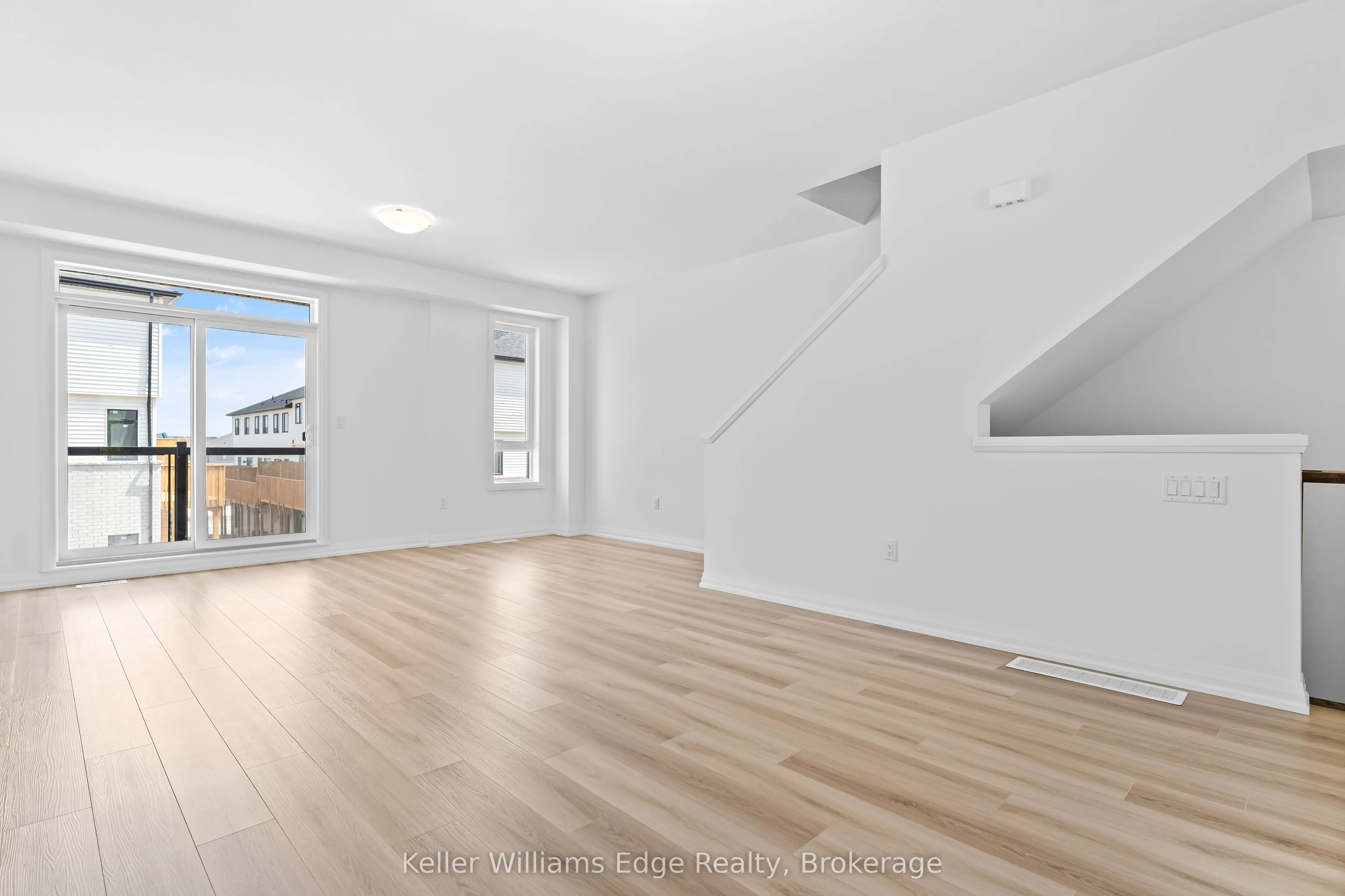 4040 Mountain Street, #60