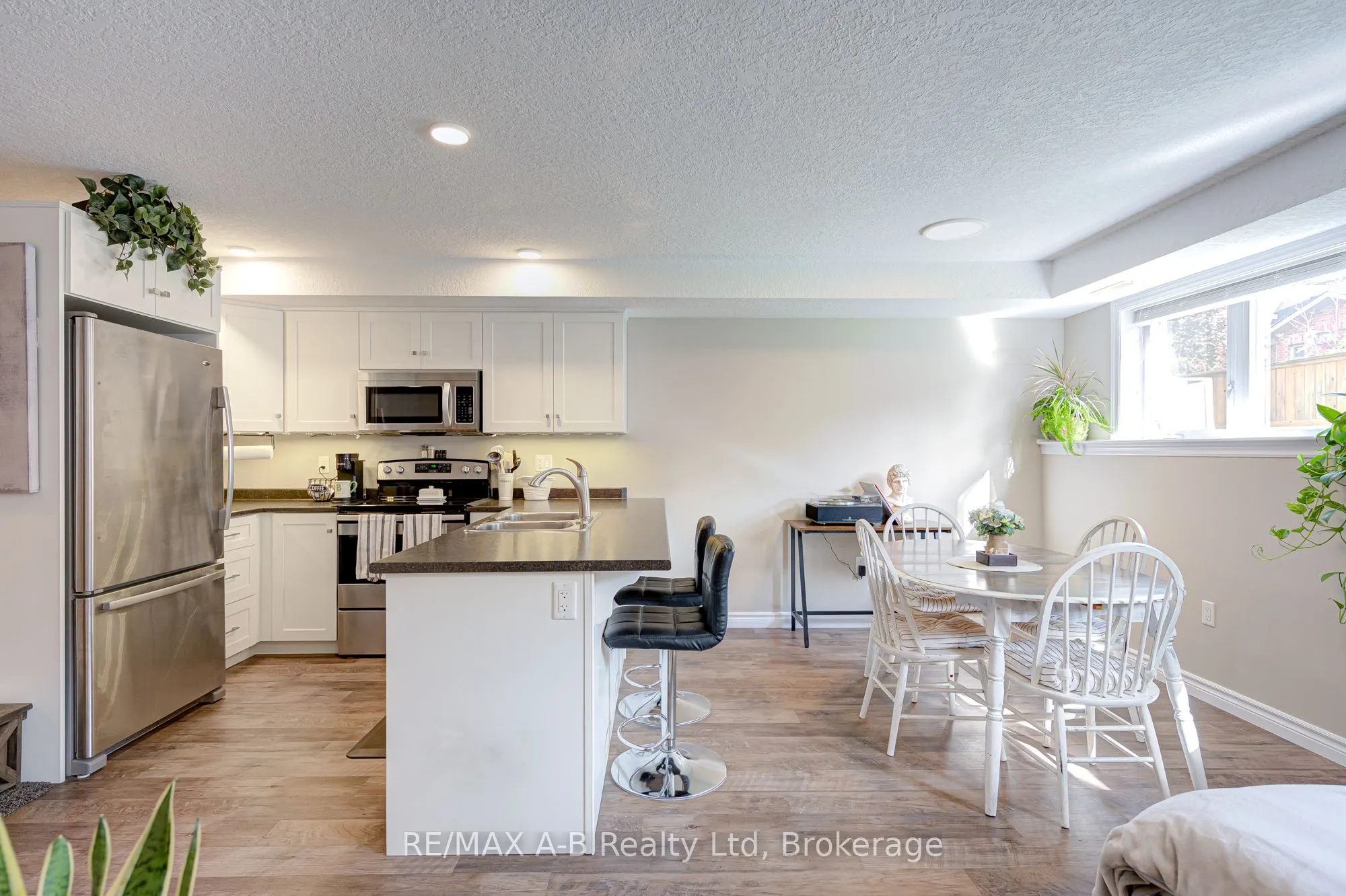 3199 Vivian Line 37, #5