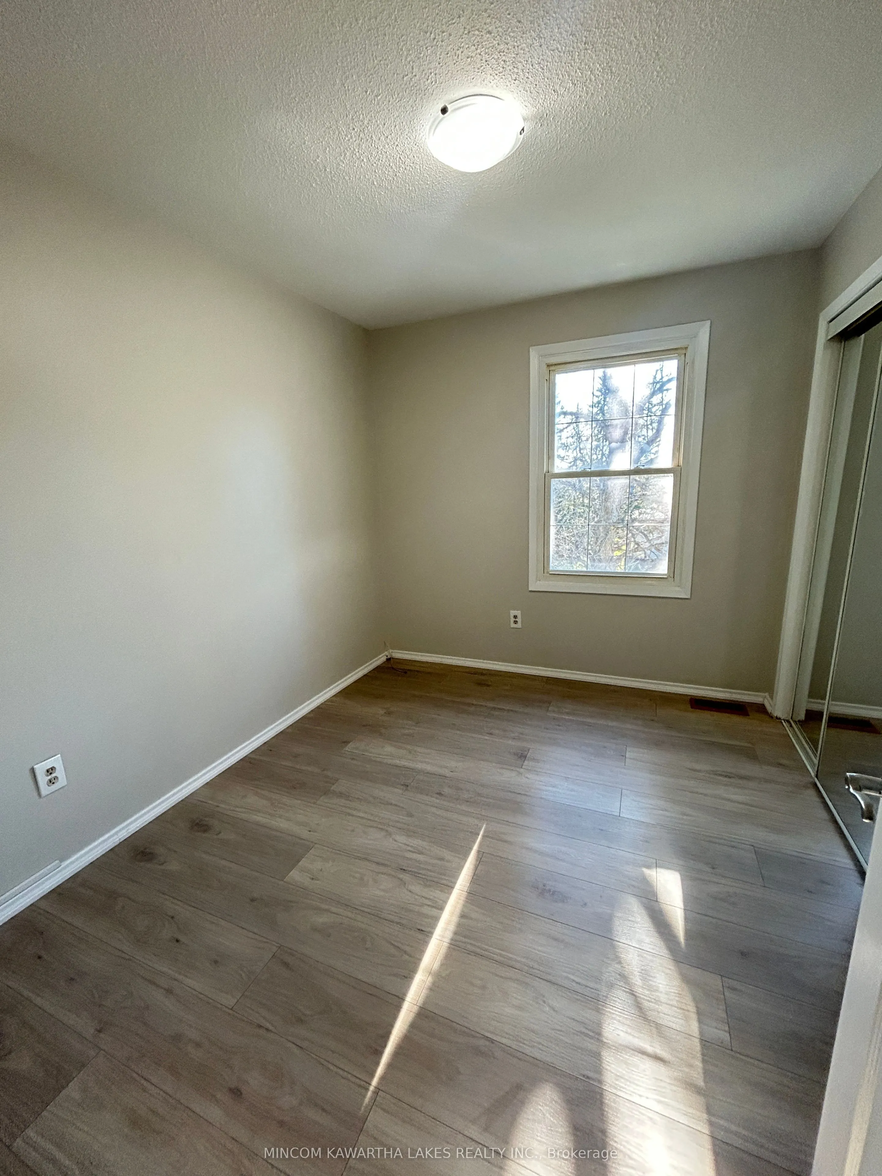 197 Patricia Crescent