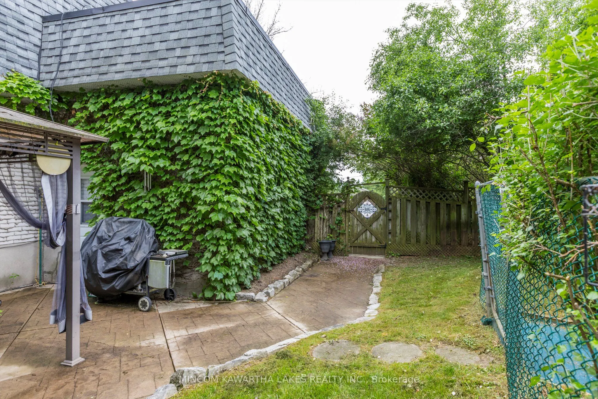 197 Patricia Crescent