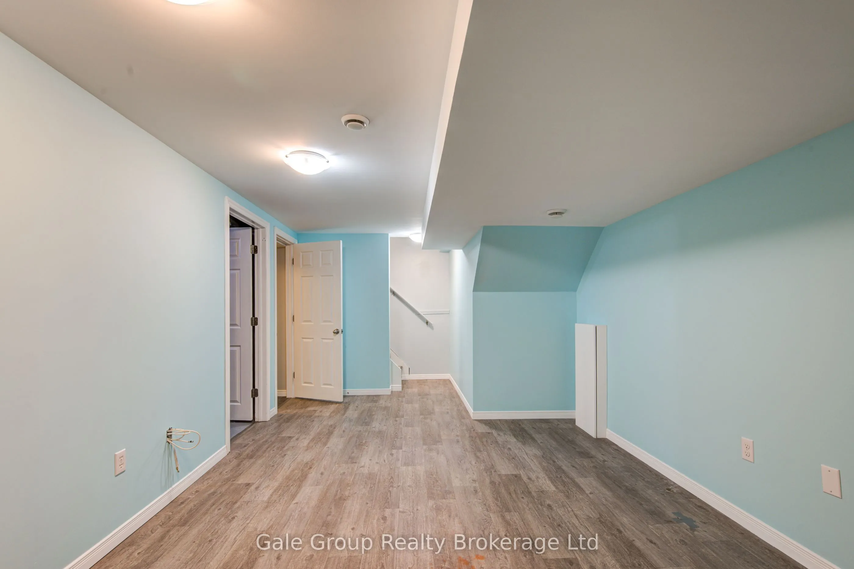 55 ALTADORE Crescent