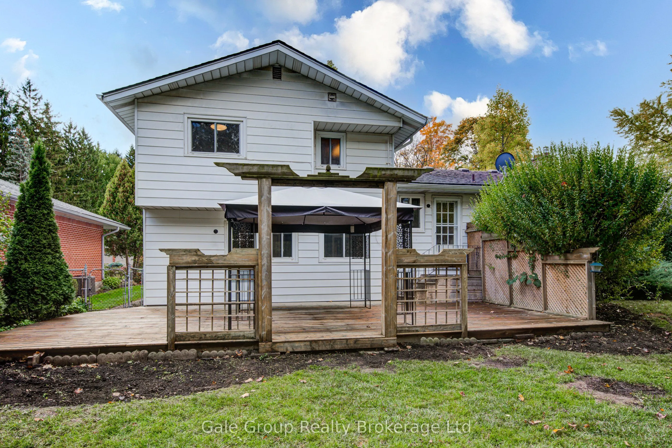 55 ALTADORE Crescent