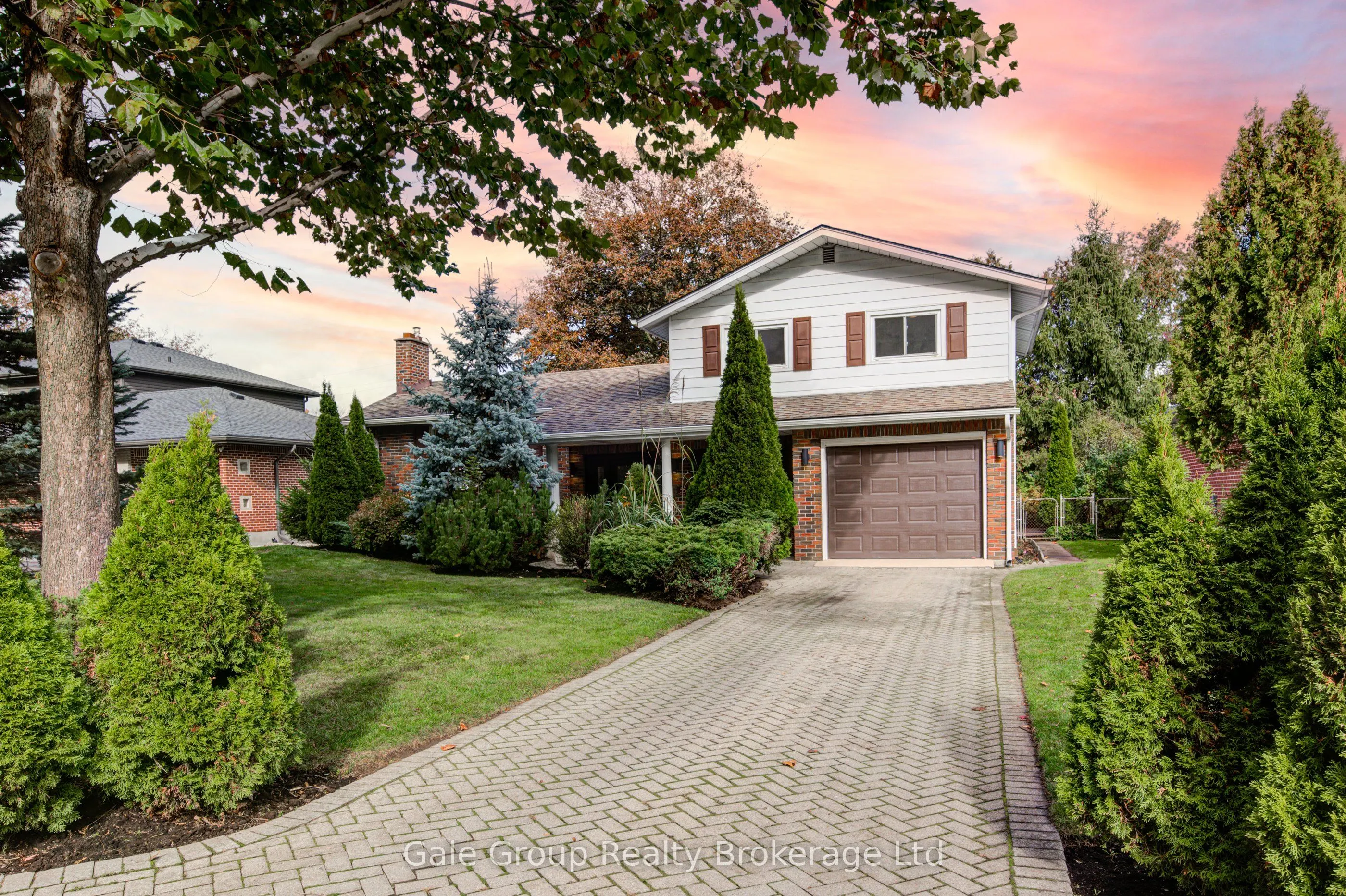 55 ALTADORE Crescent