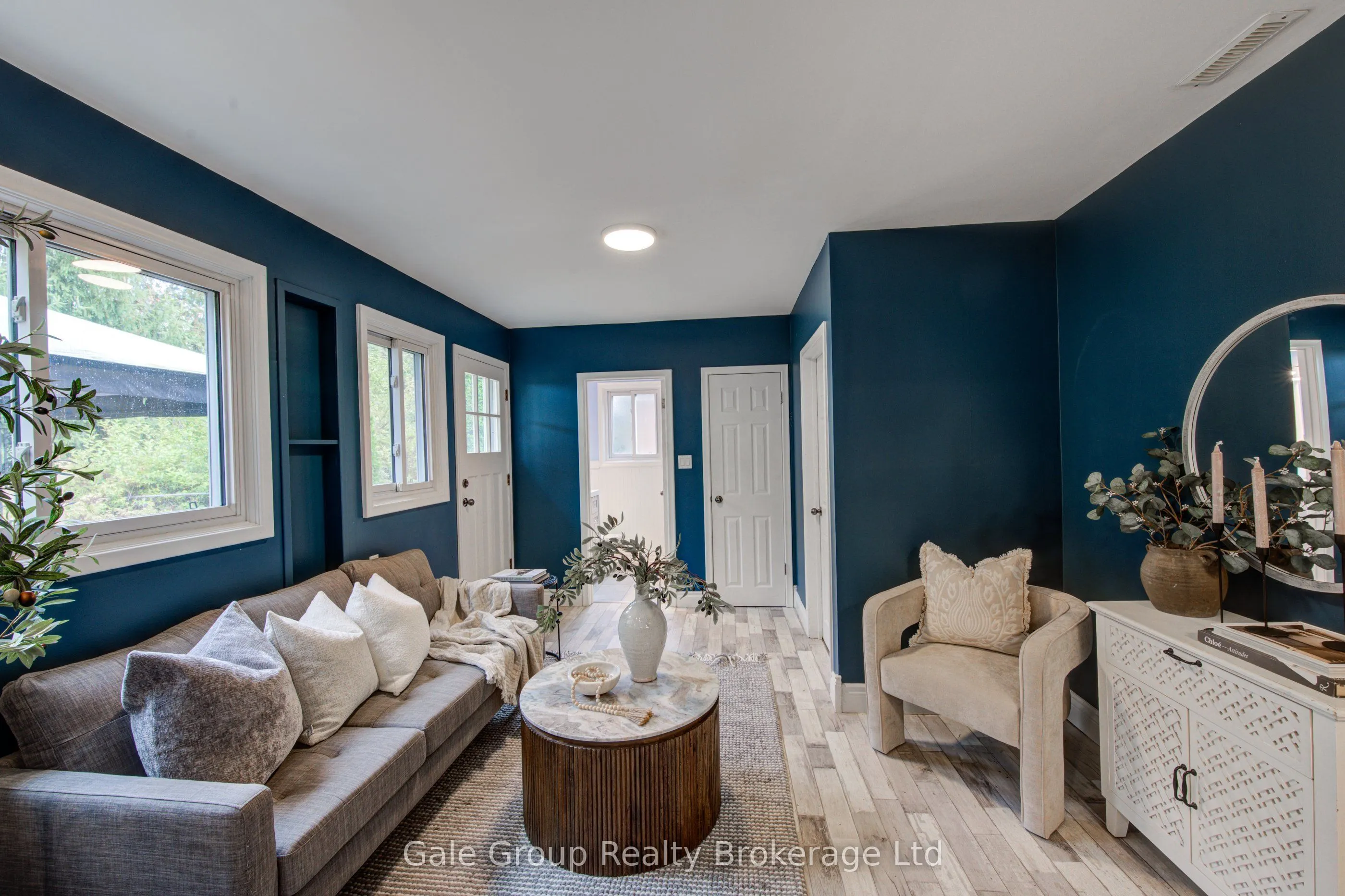 55 ALTADORE Crescent