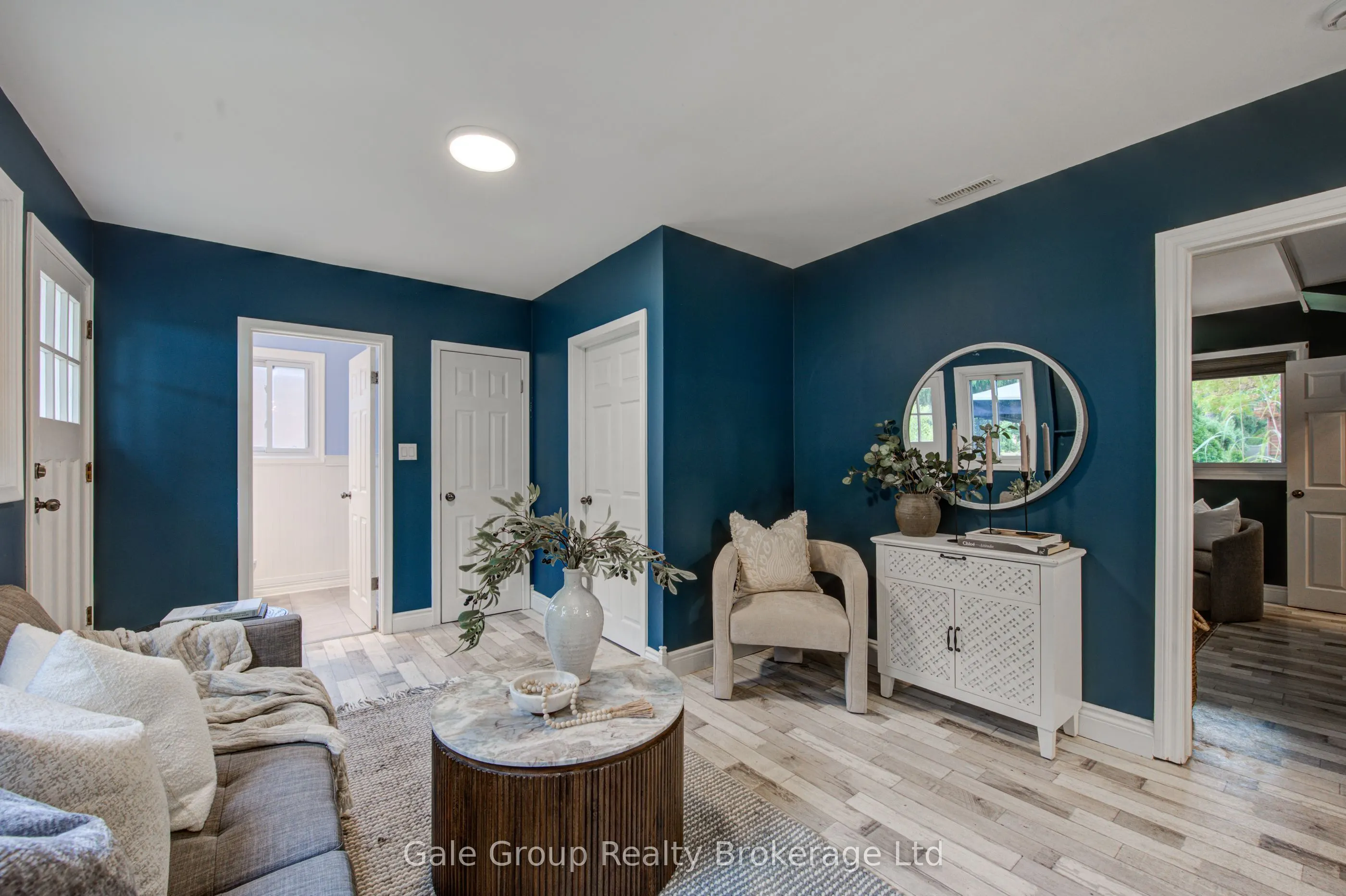 55 ALTADORE Crescent