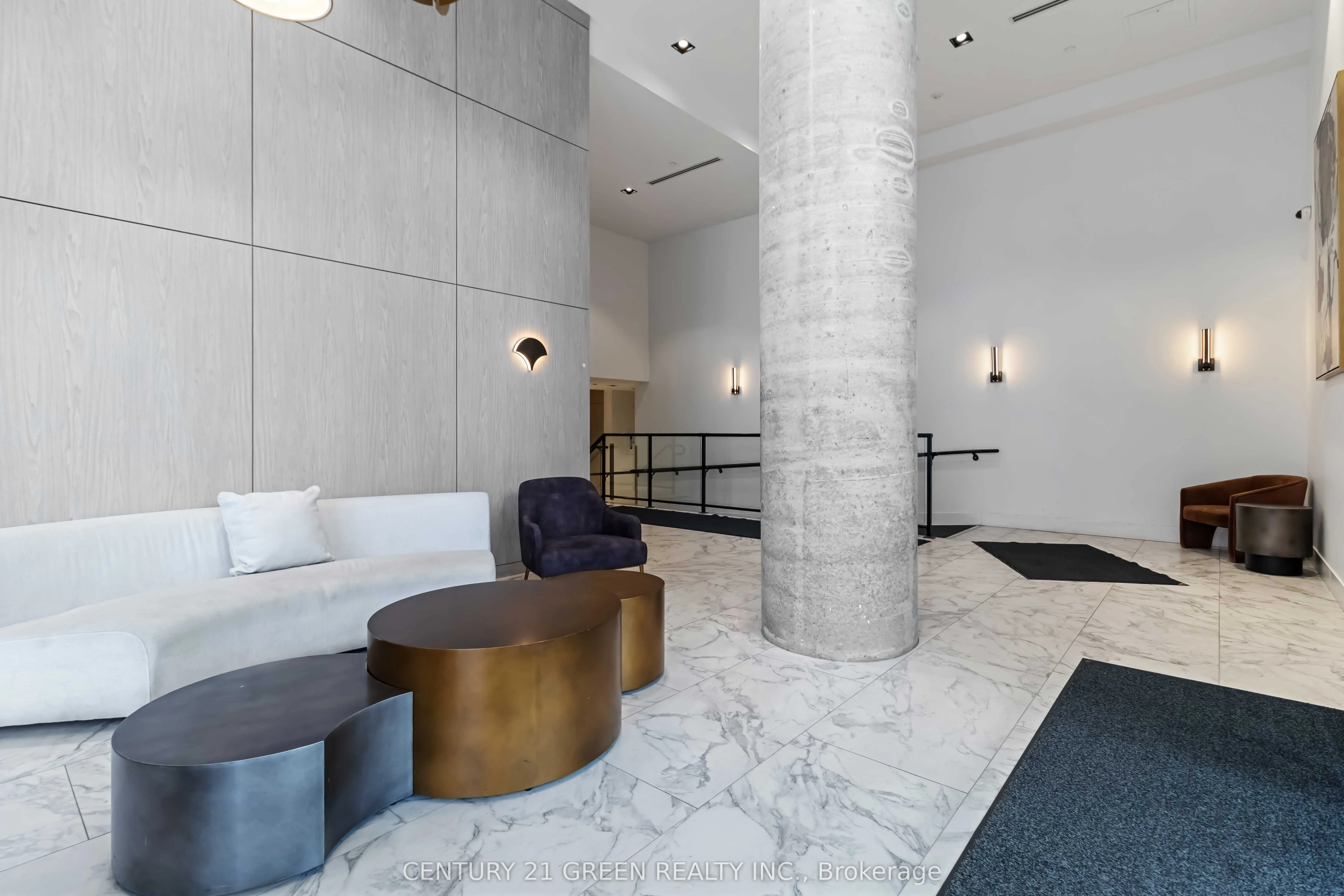 15 Wellington Street S, #408