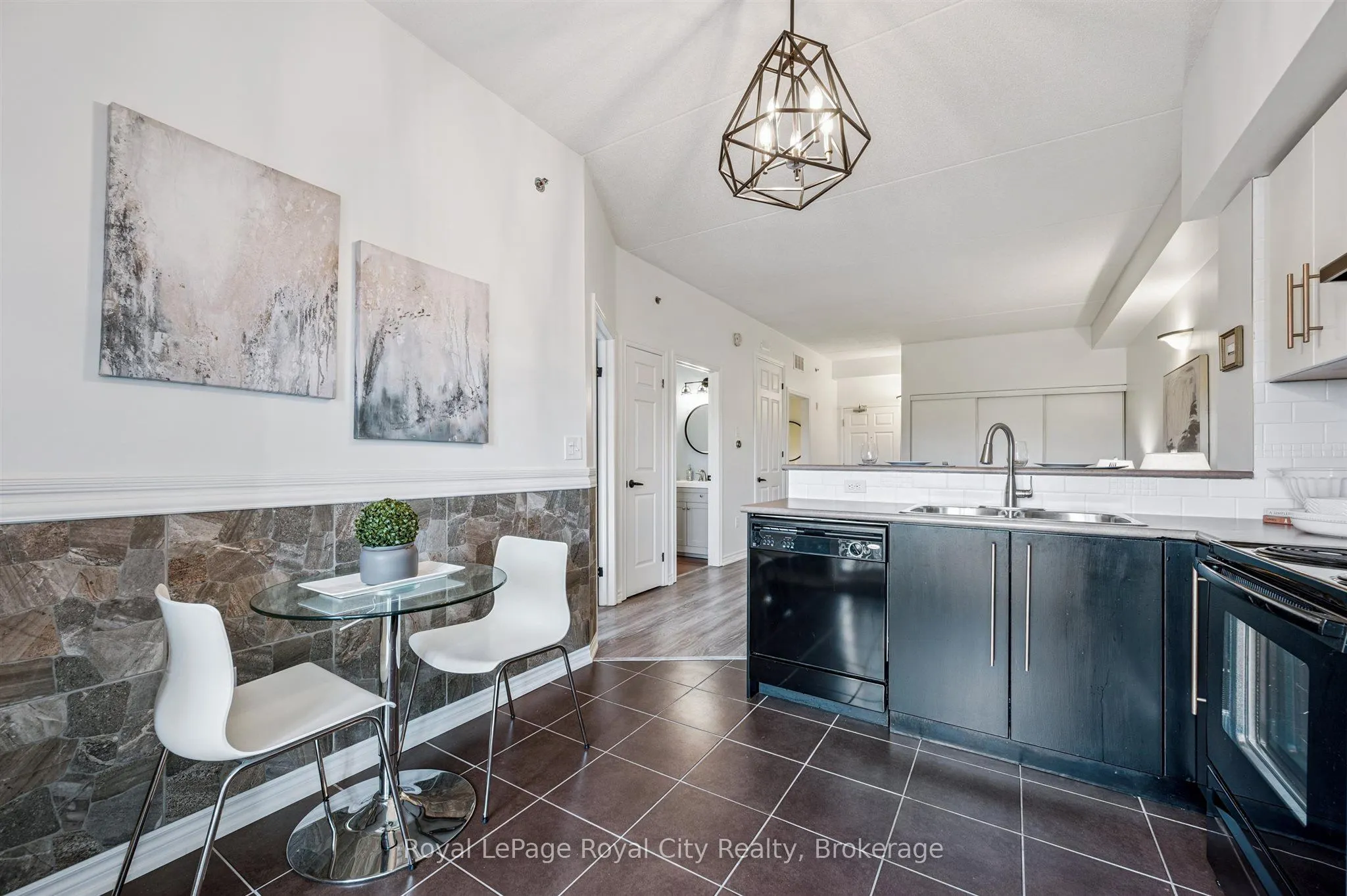 308 Watson Parkway N, #316