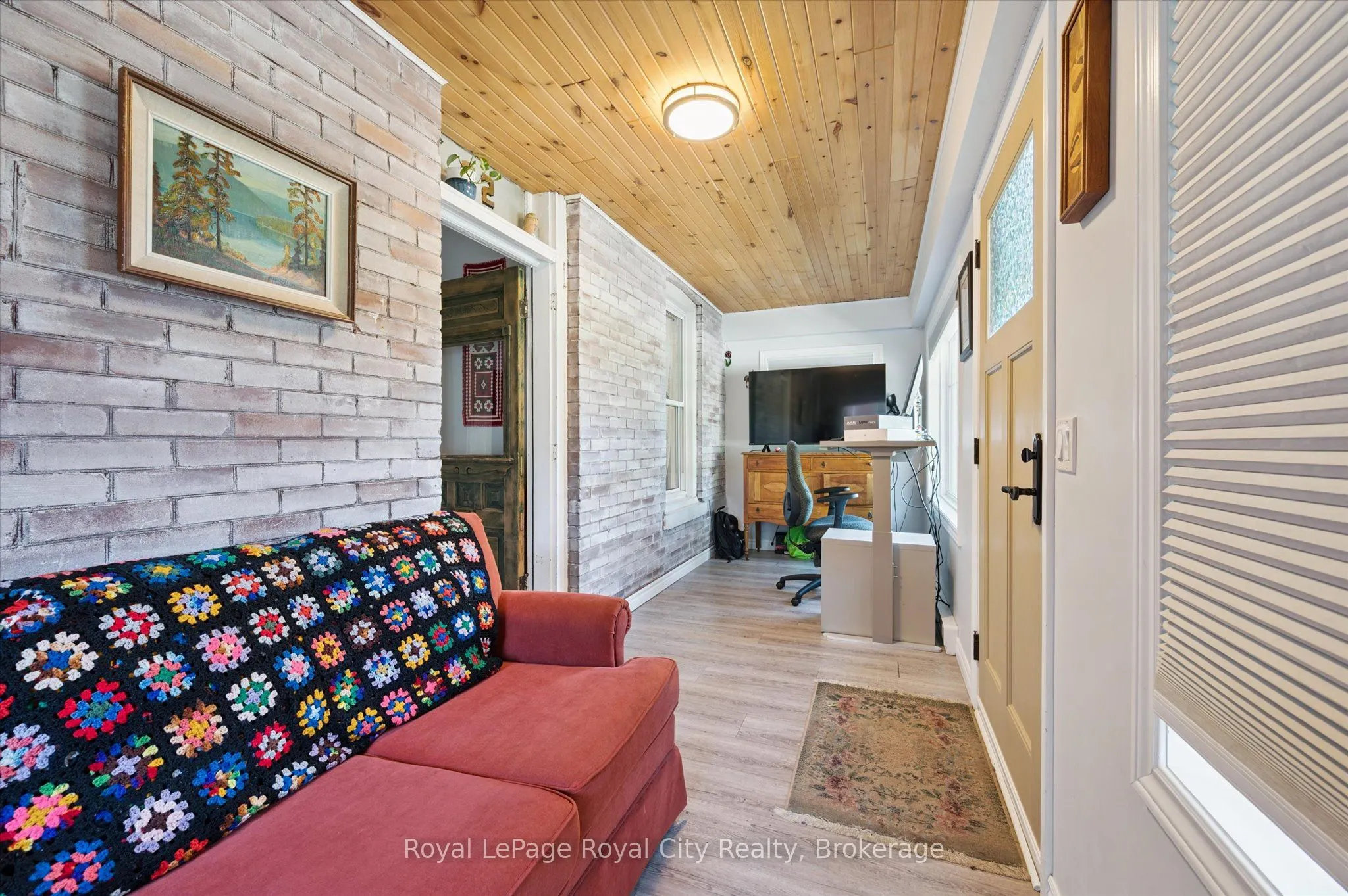 92 Kathleen Street, #Unit B