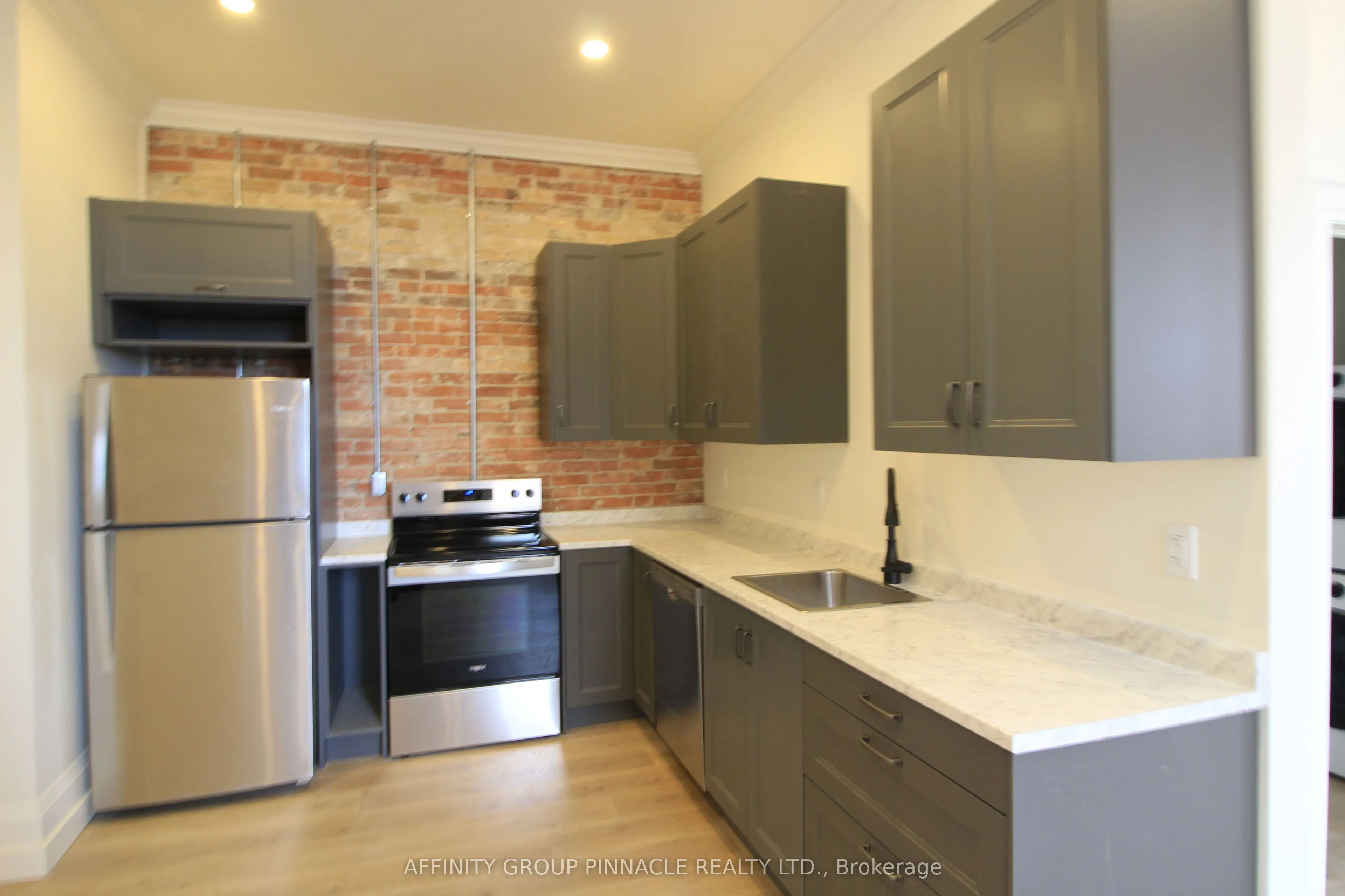 3 Cambridge Street S, #2