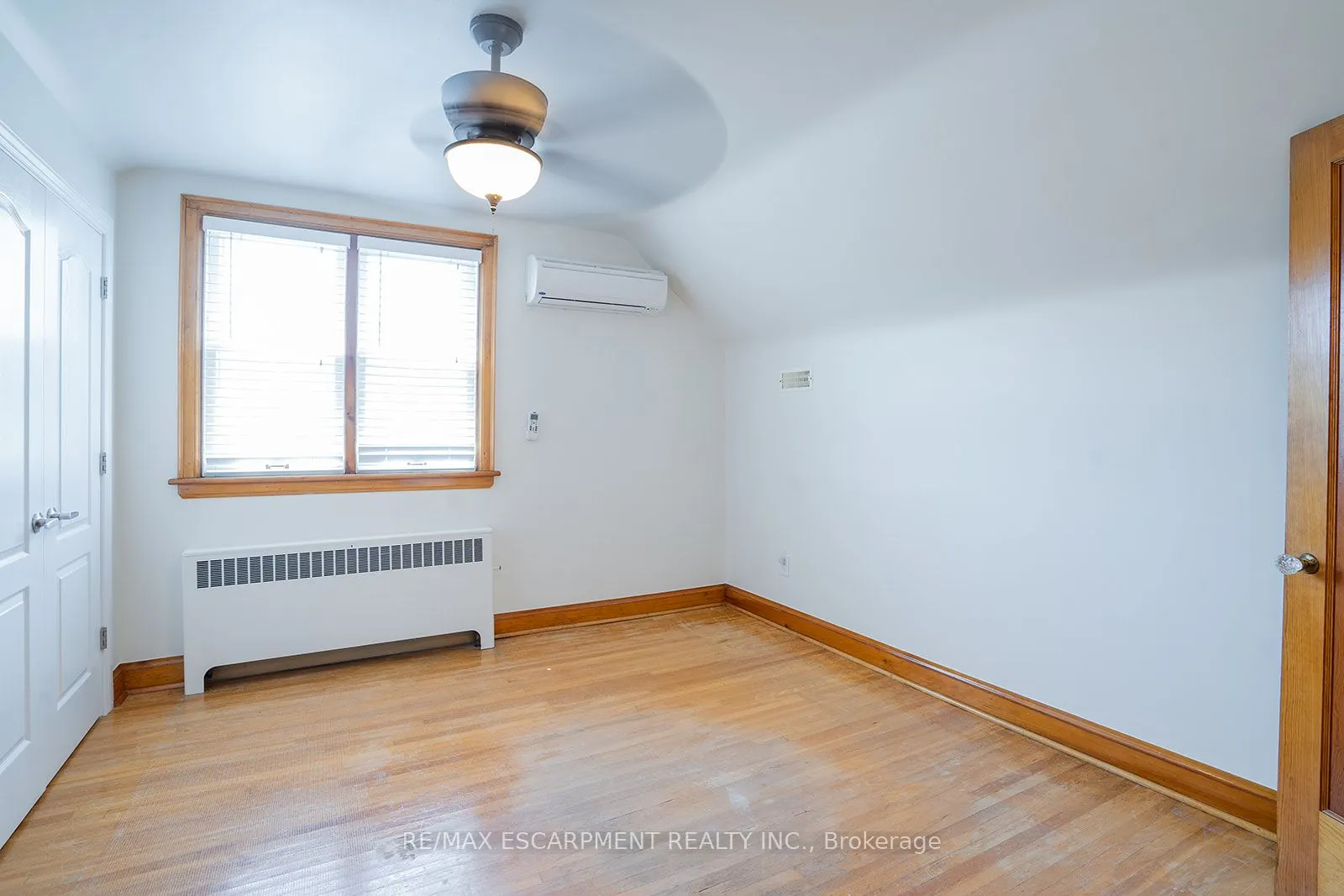 324 King Street E, #B