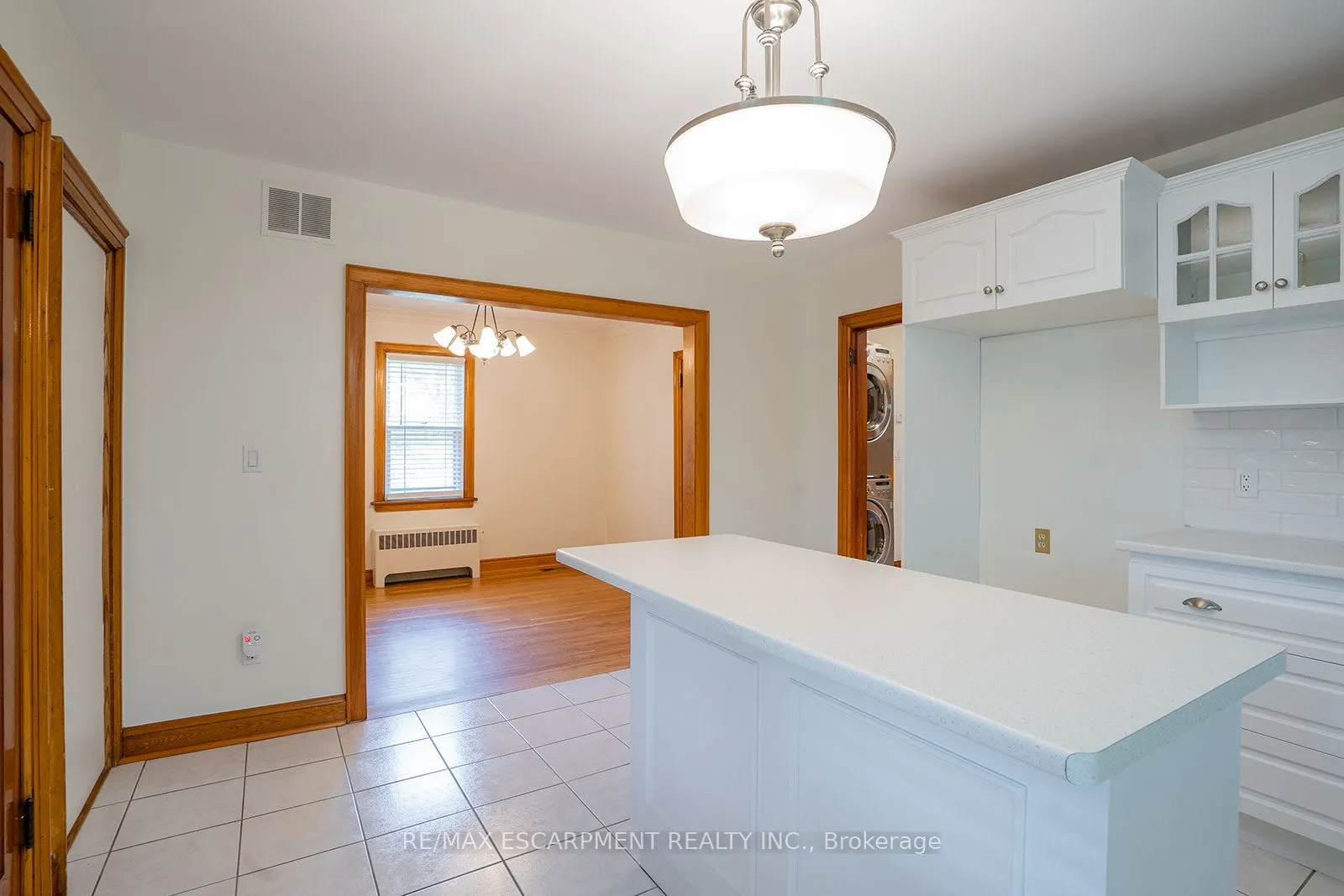 324 King Street E, #B