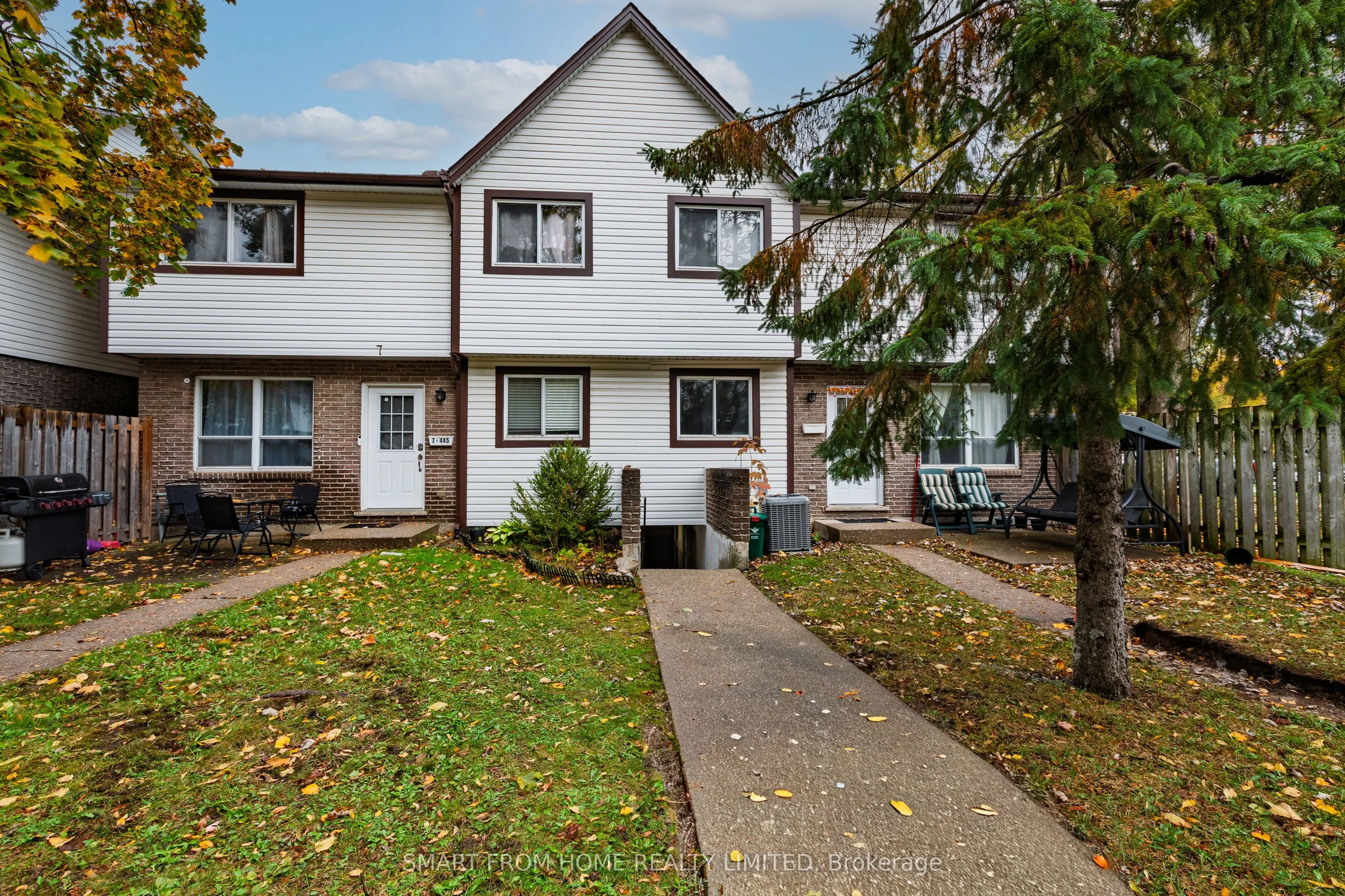 445 Pioneer Drive, #4