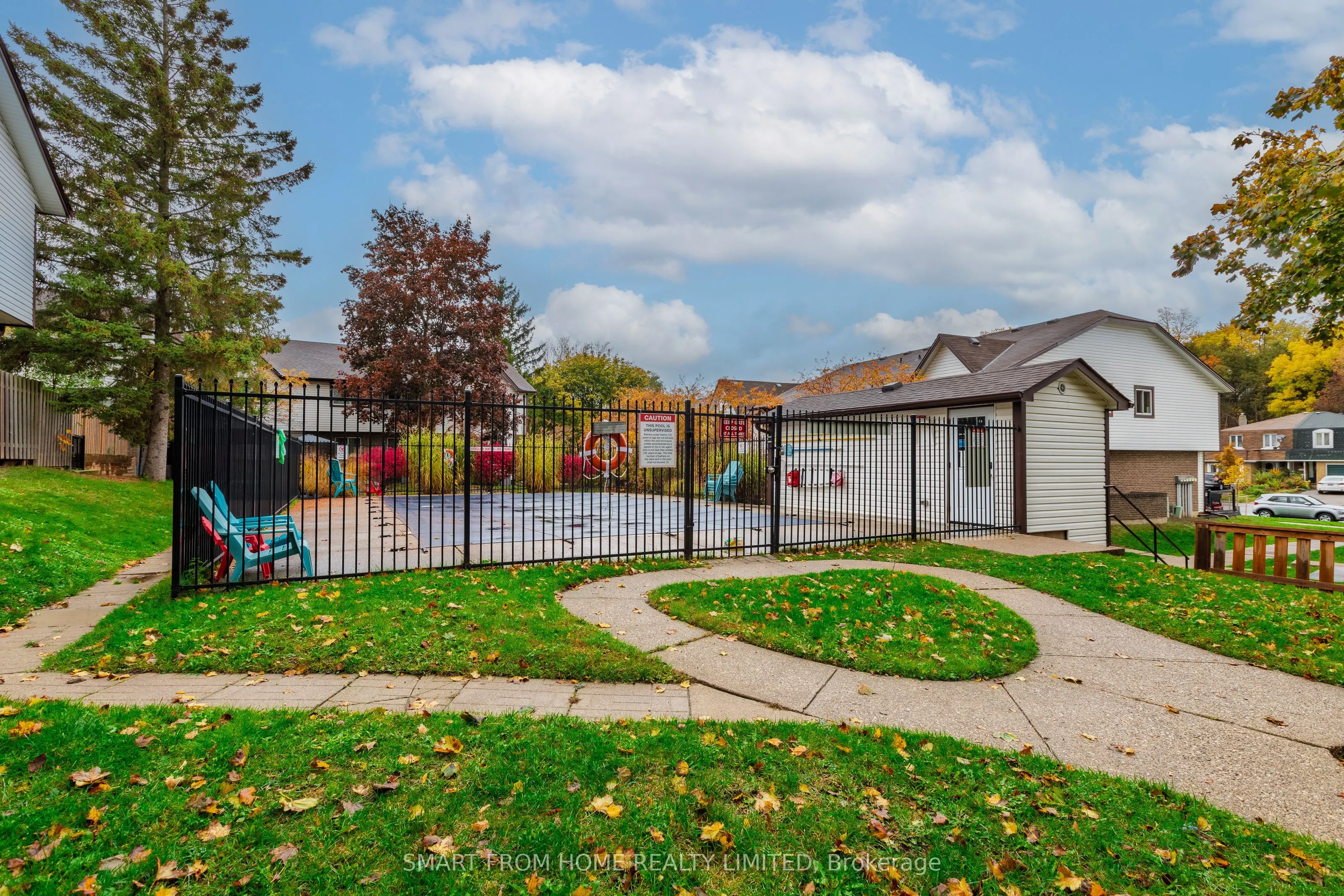 445 Pioneer Drive, #4