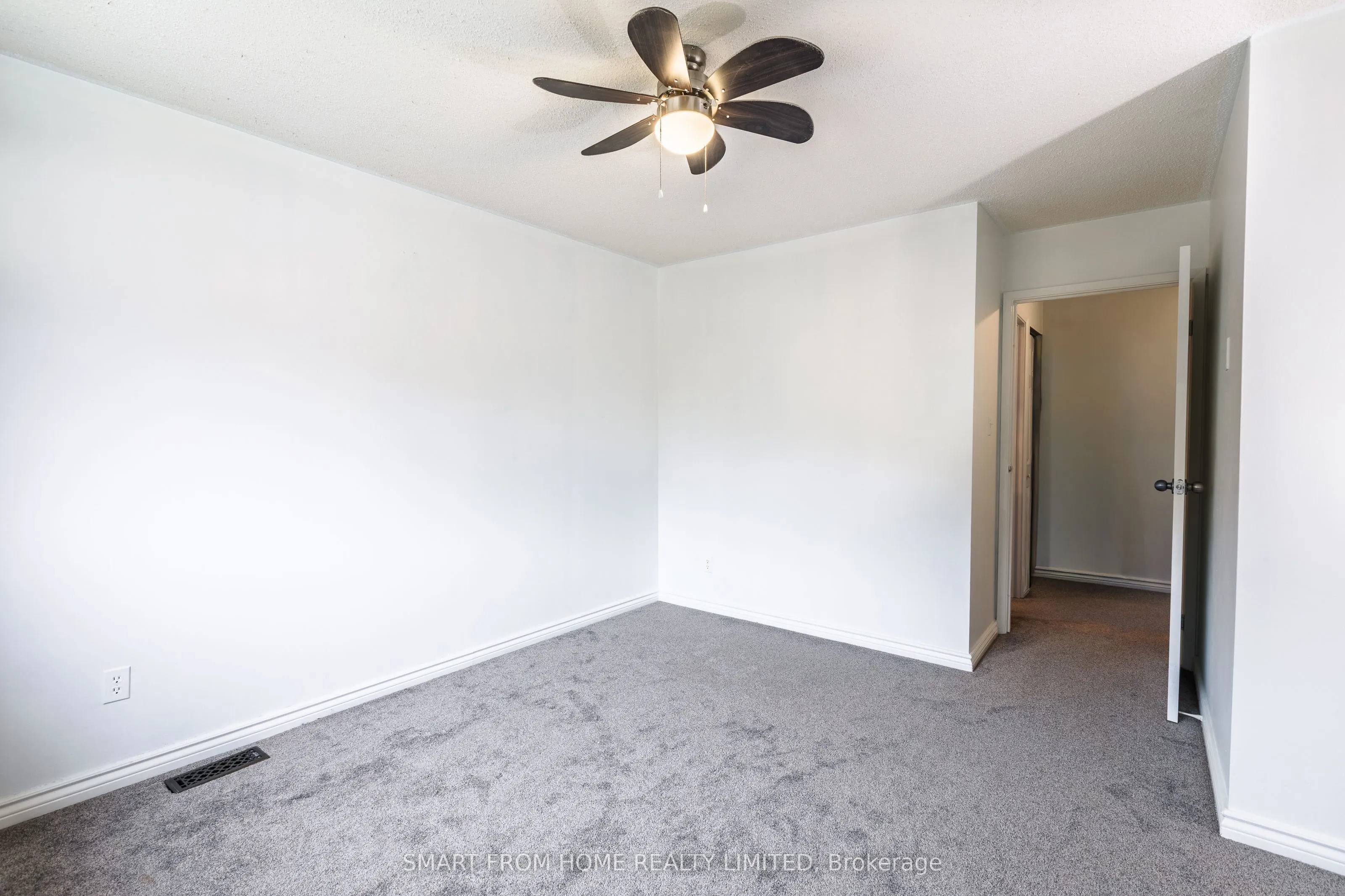 445 Pioneer Drive, #4