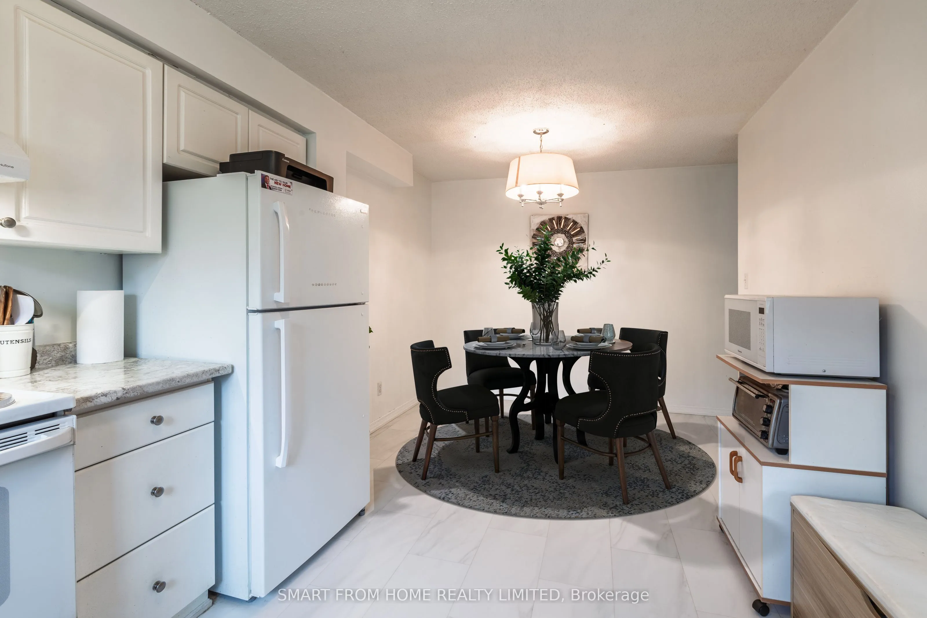 445 Pioneer Drive, #4