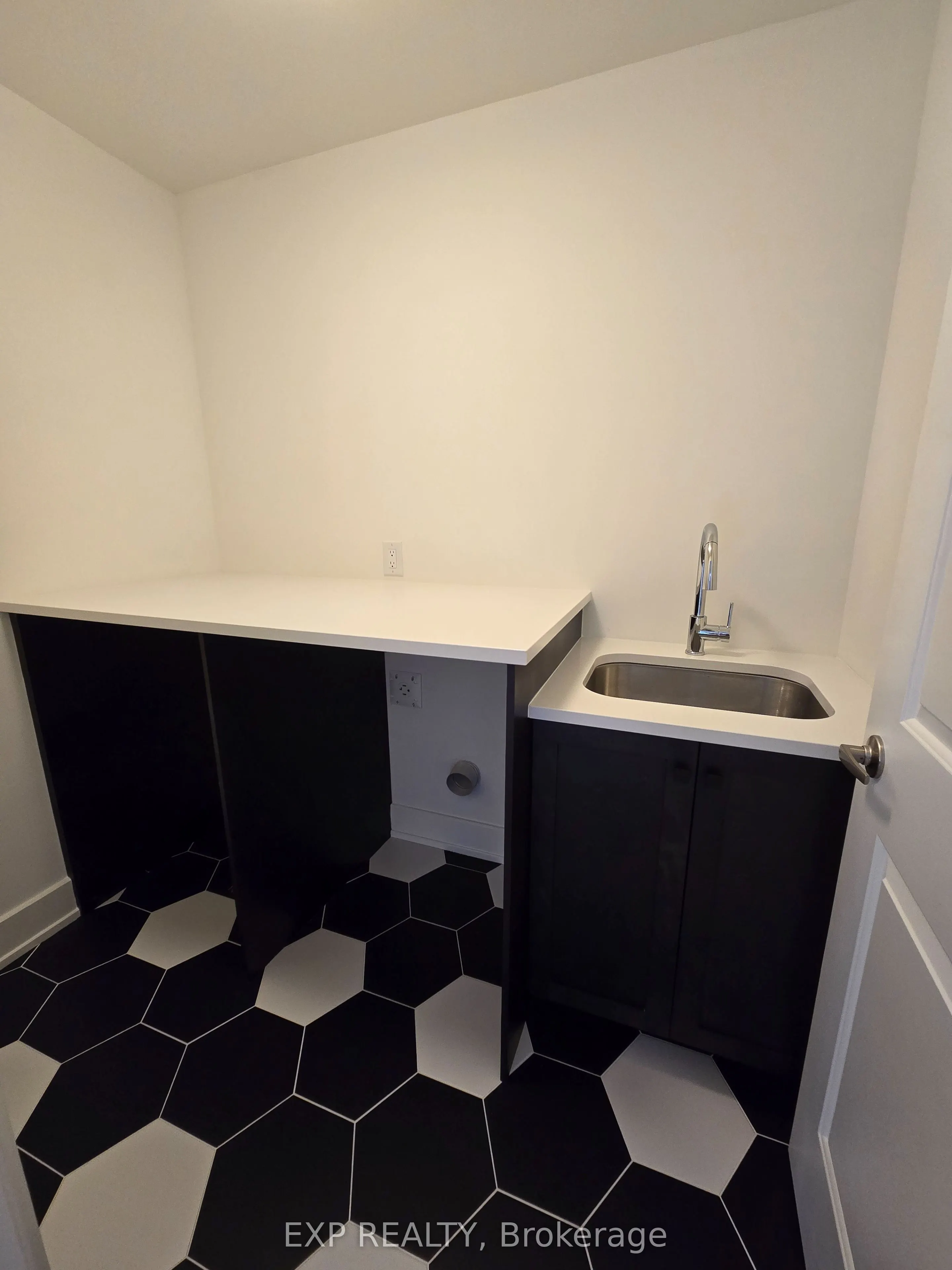 153 Craig Duncan Terrace