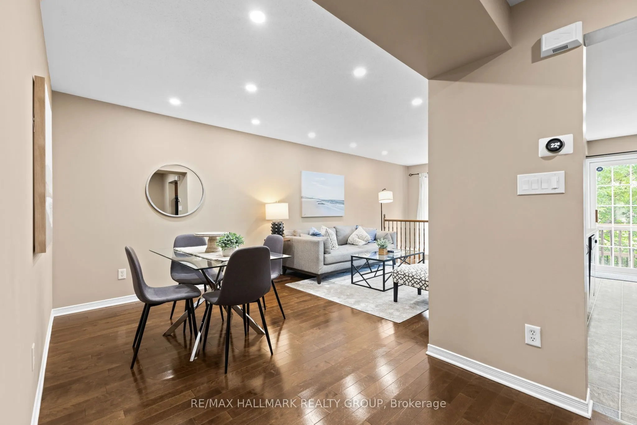 404 Wisteria Crescent