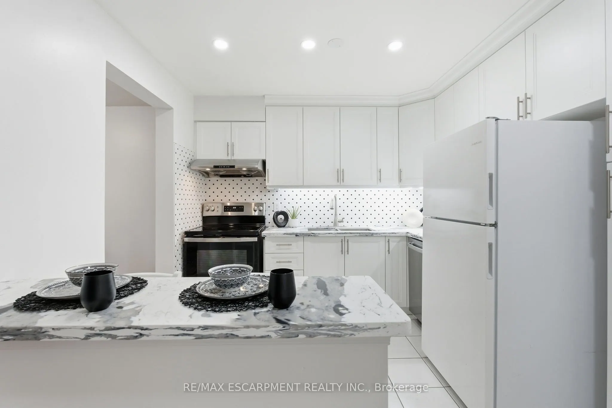 100 Vineberg Drive, #25