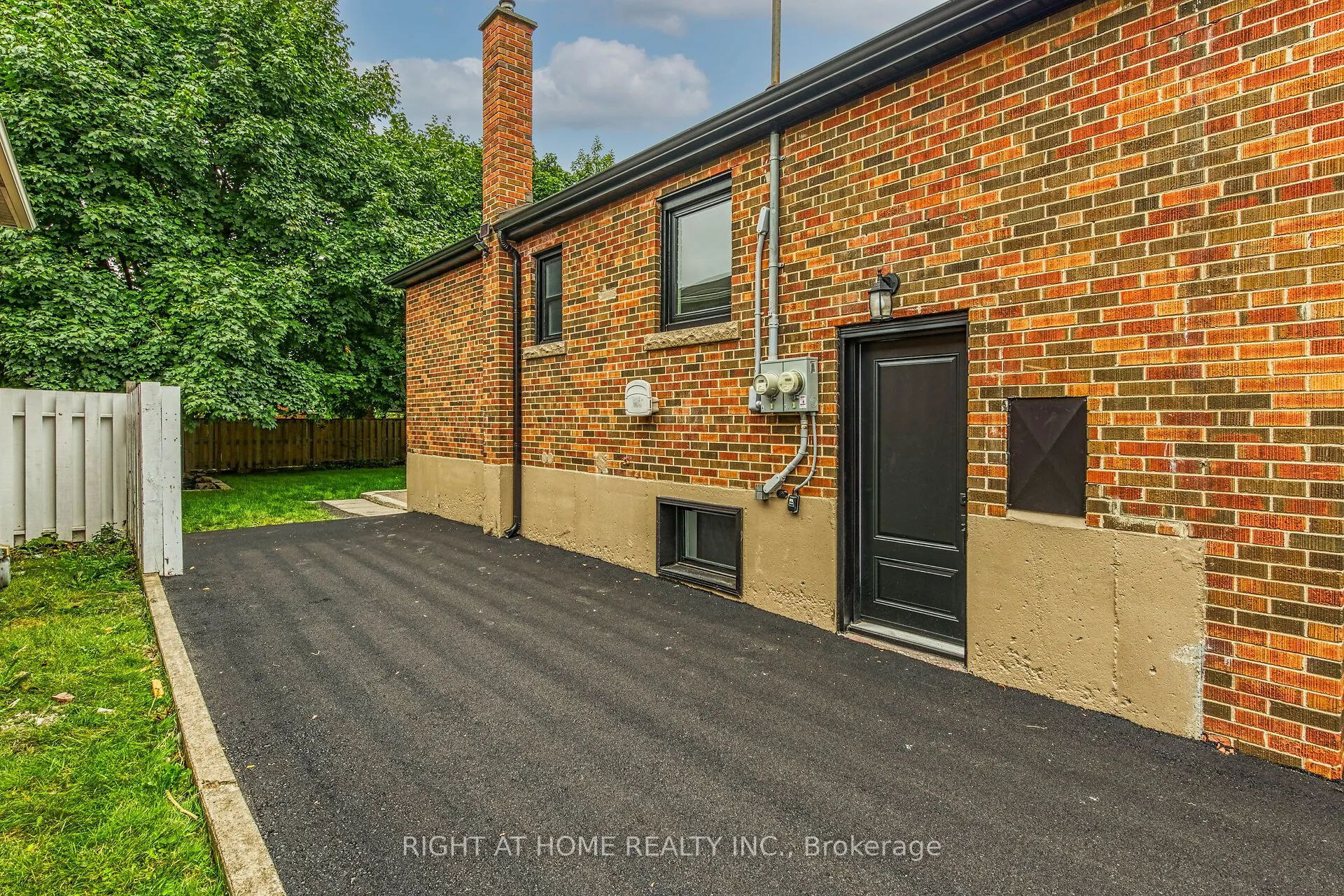 174 East 34th Street