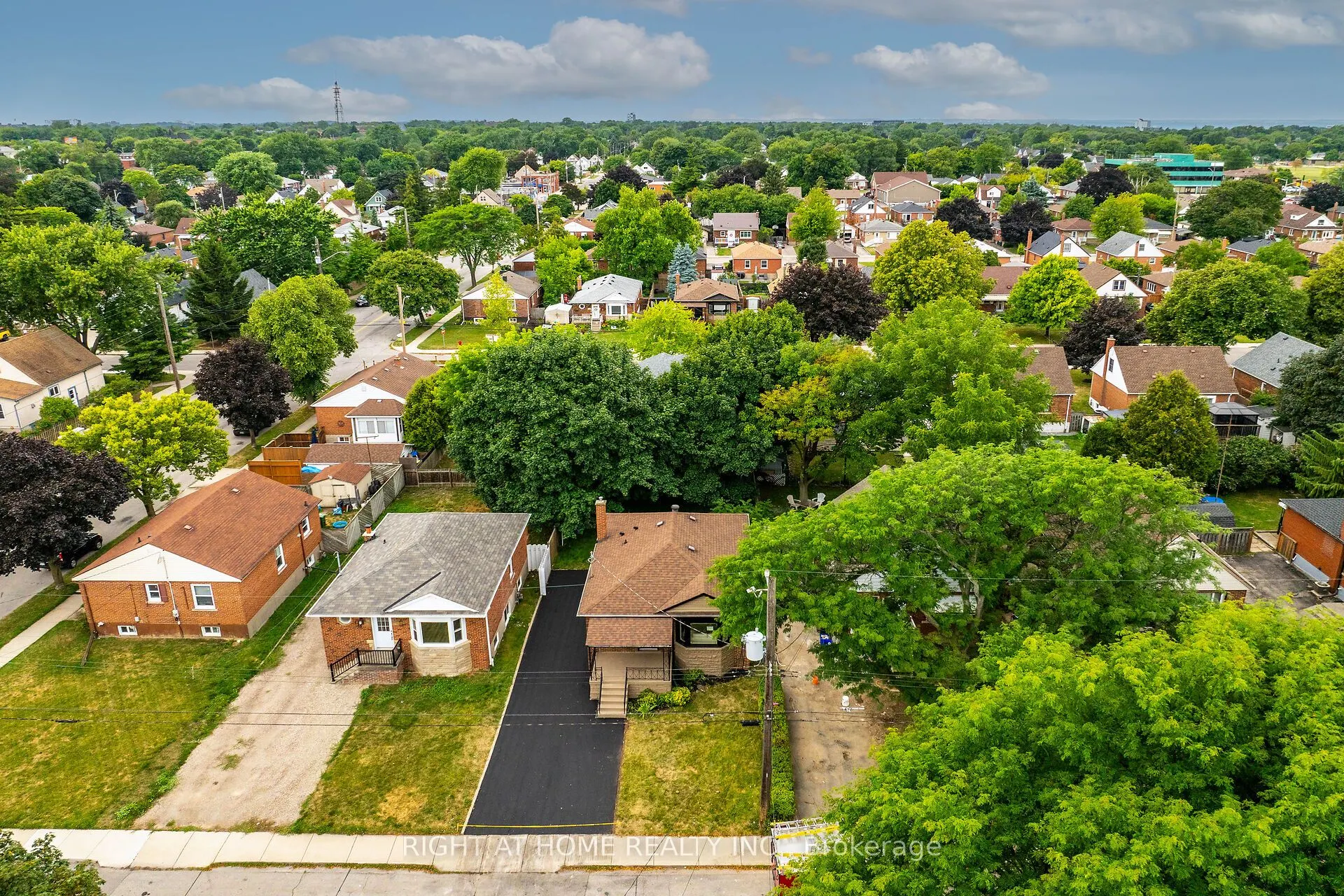 174 East 34th Street