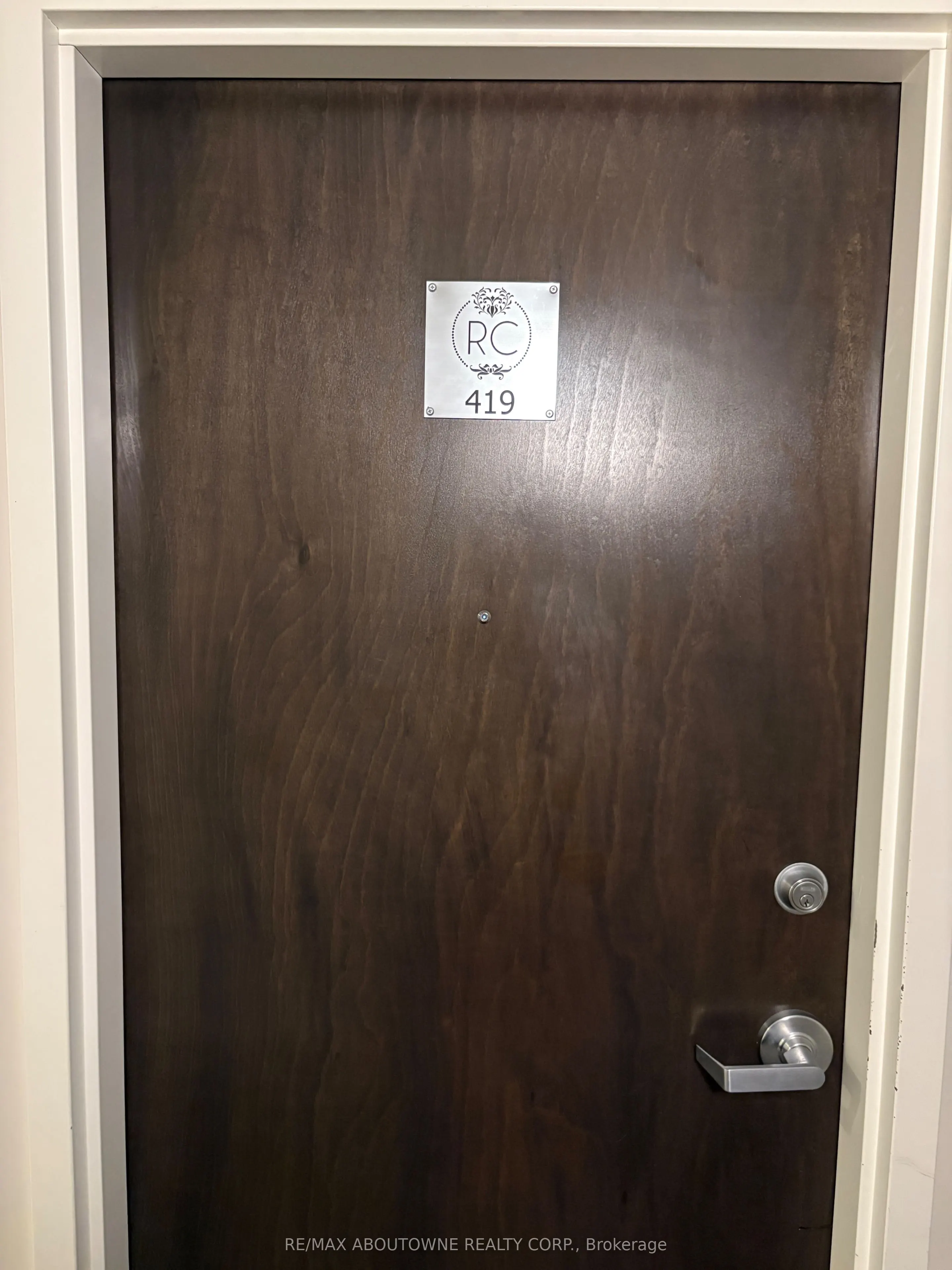 118 KING Street E, #419