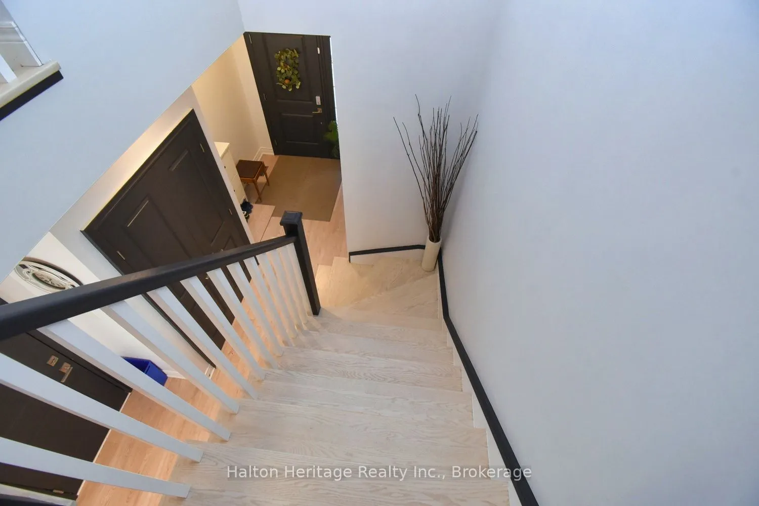 40 Hamilton Street S, #31