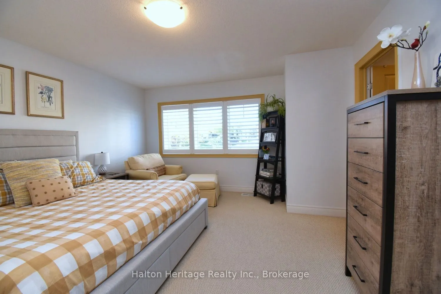 40 Hamilton Street S, #31