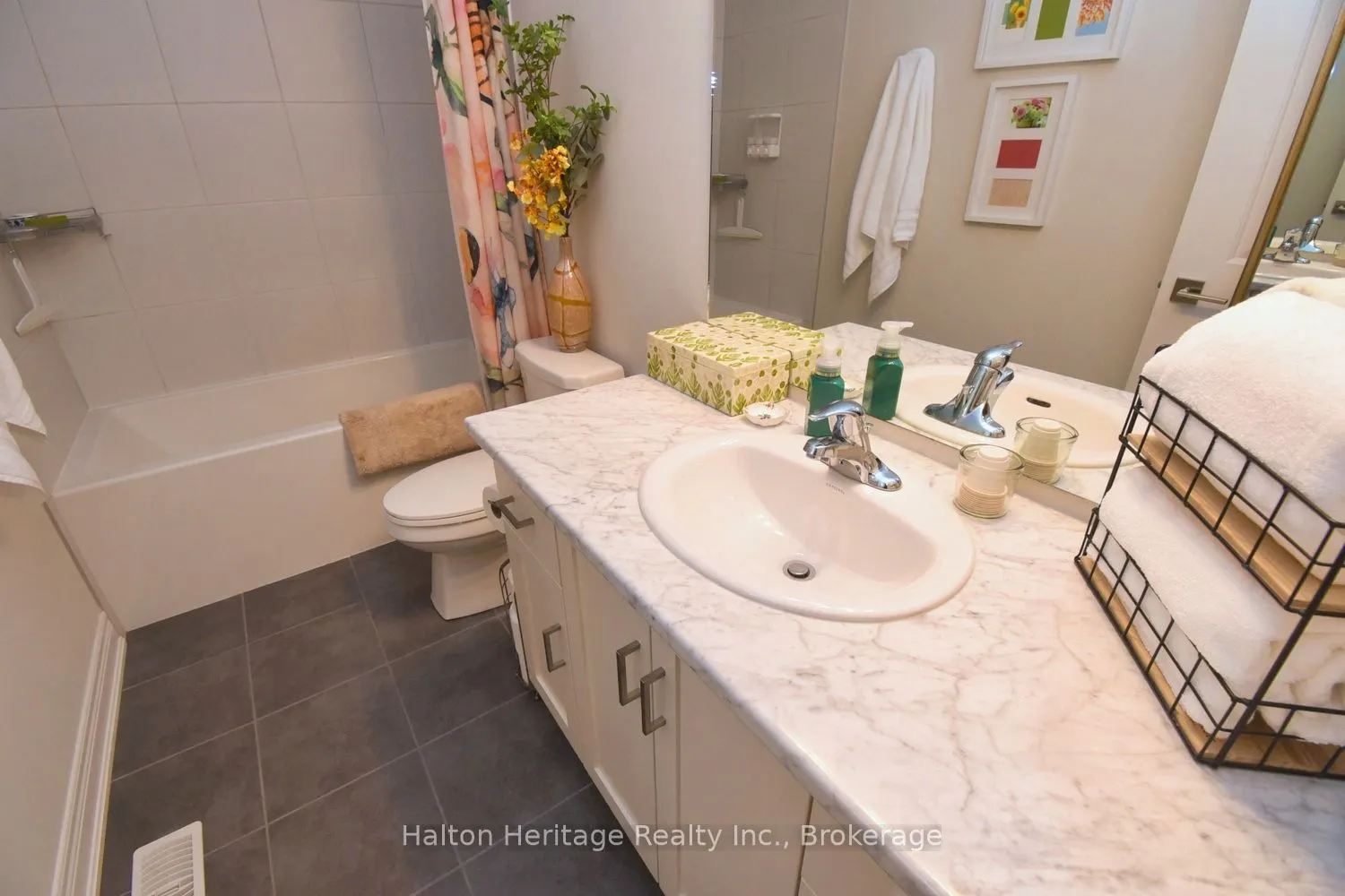 40 Hamilton Street S, #31