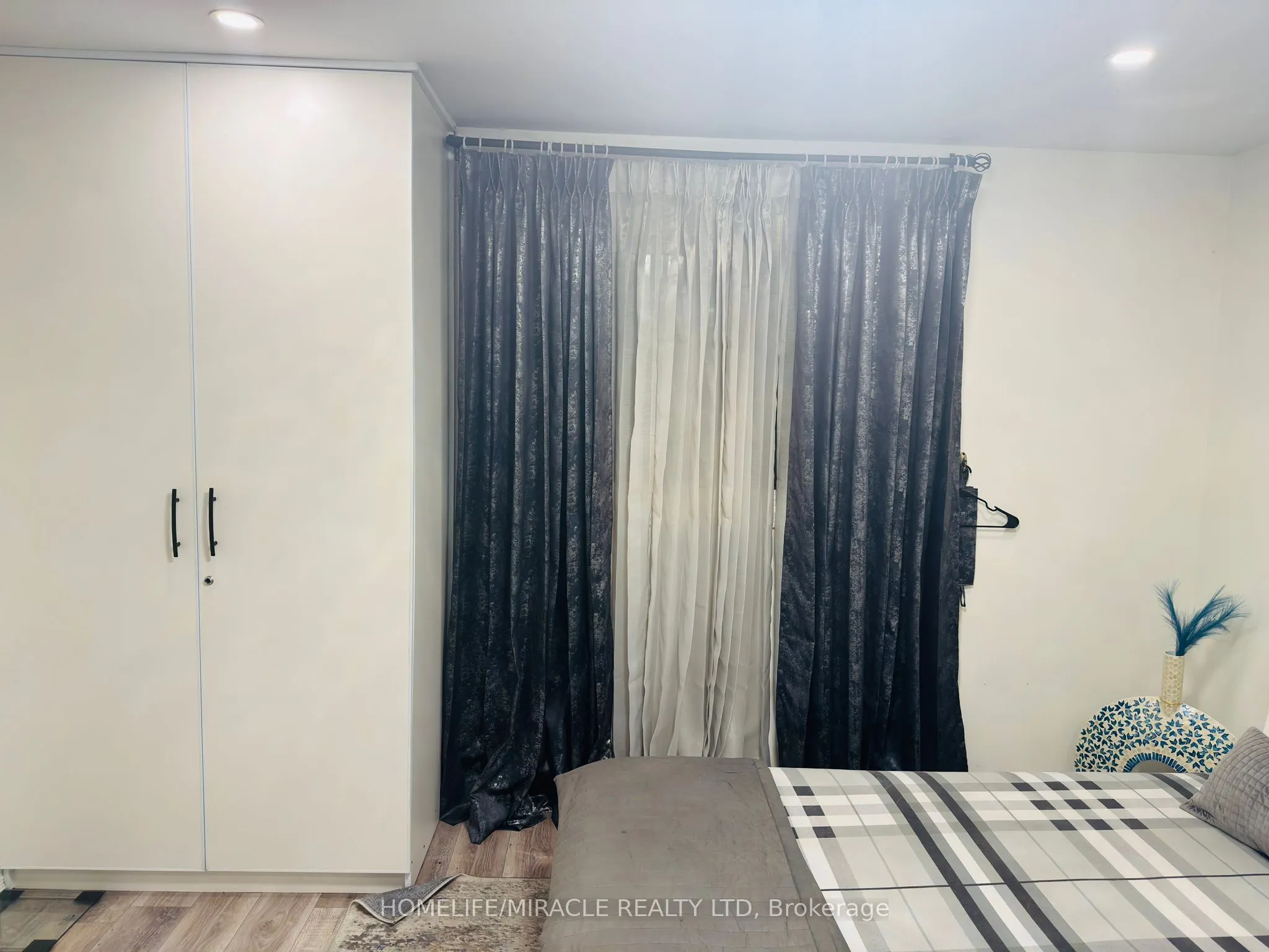 37 Juanita Drive, #Upper