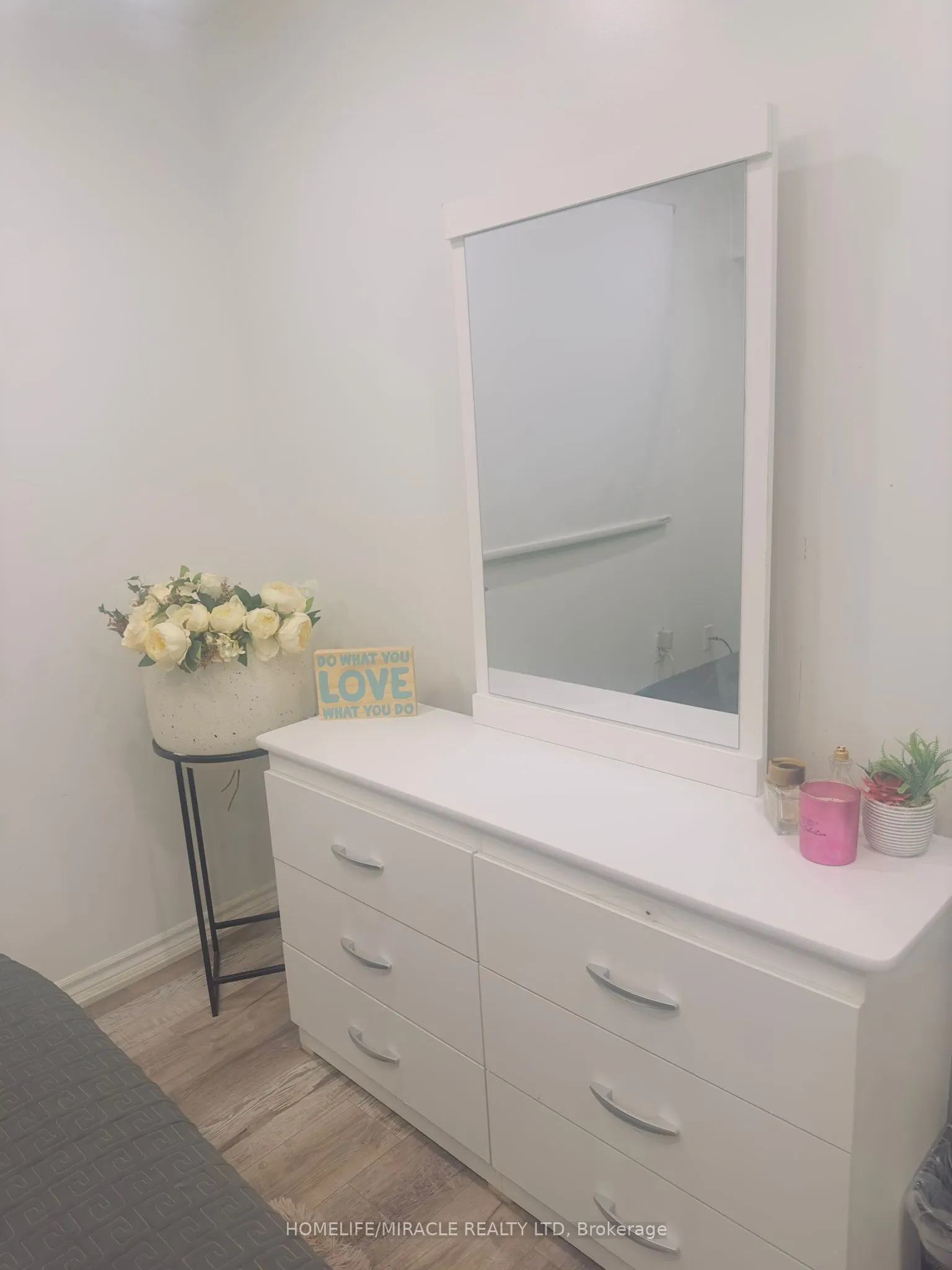 37 Juanita Drive, #Upper