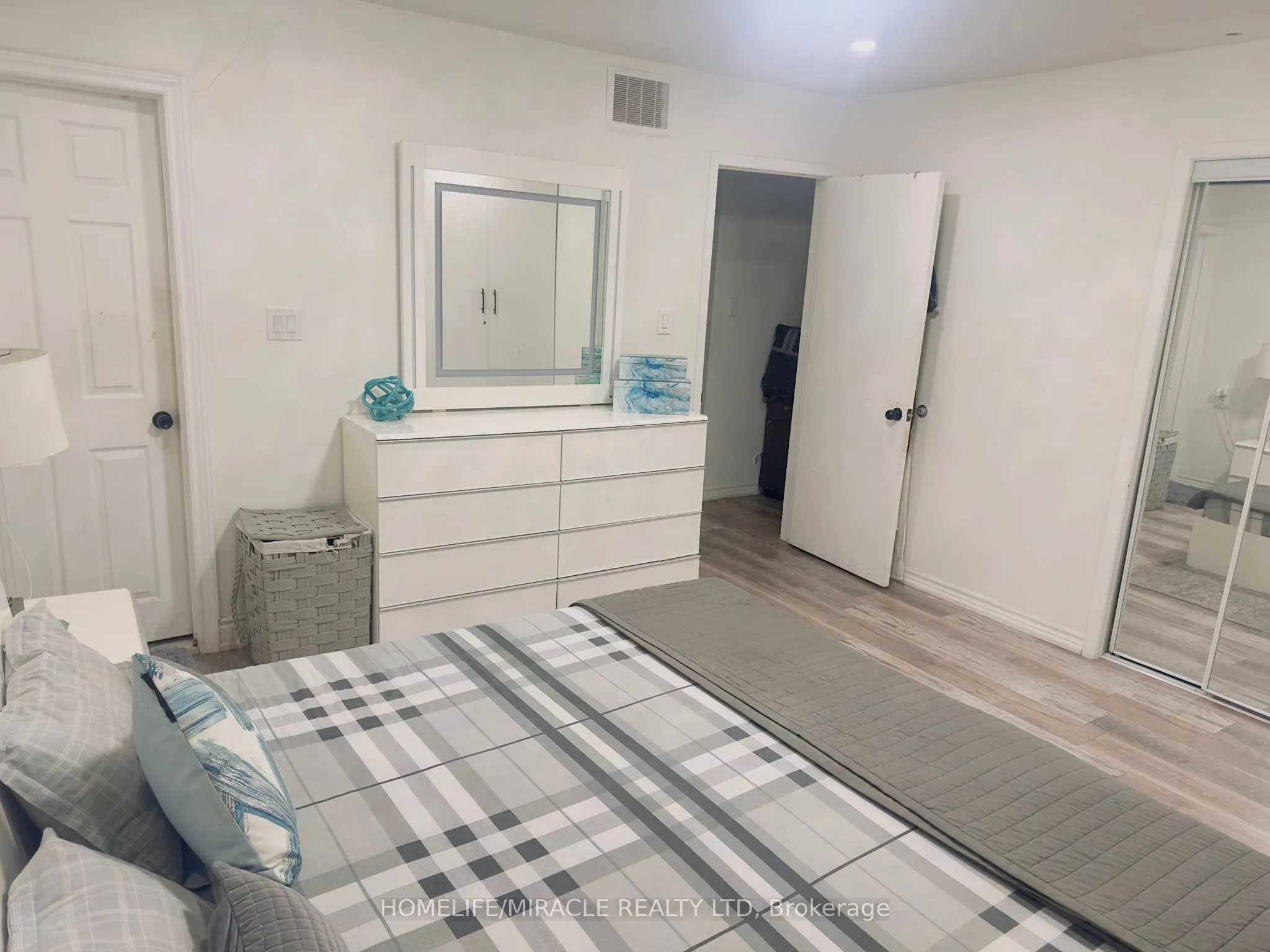 37 Juanita Drive, #Upper