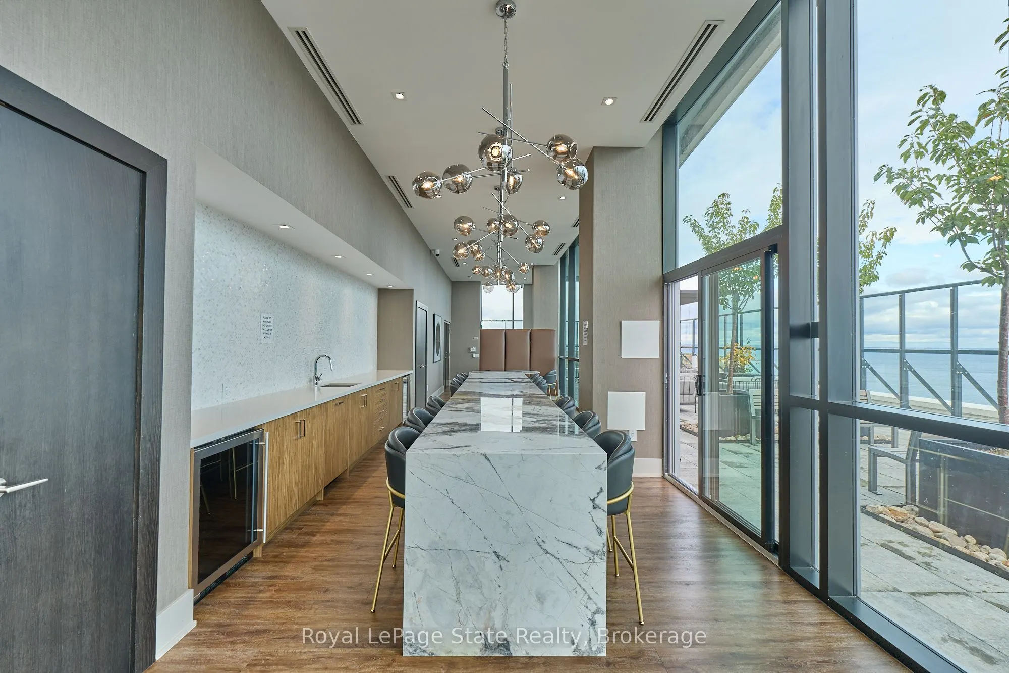 385 Winston Road, #1807