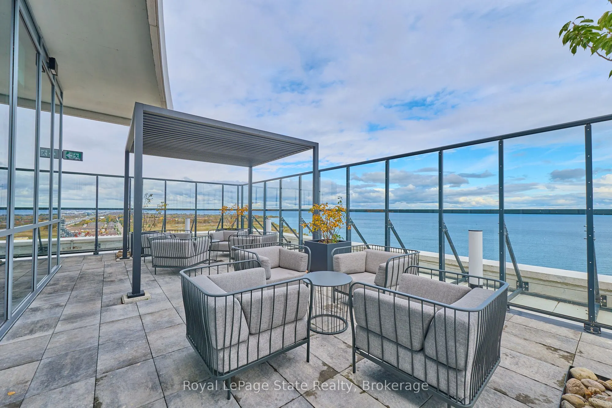 385 Winston Road, #1807