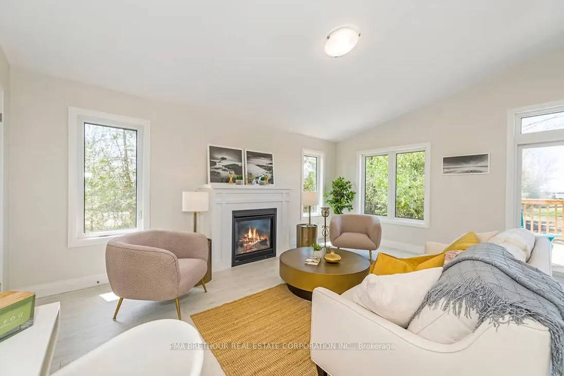 21 Bluffs View Boulevard